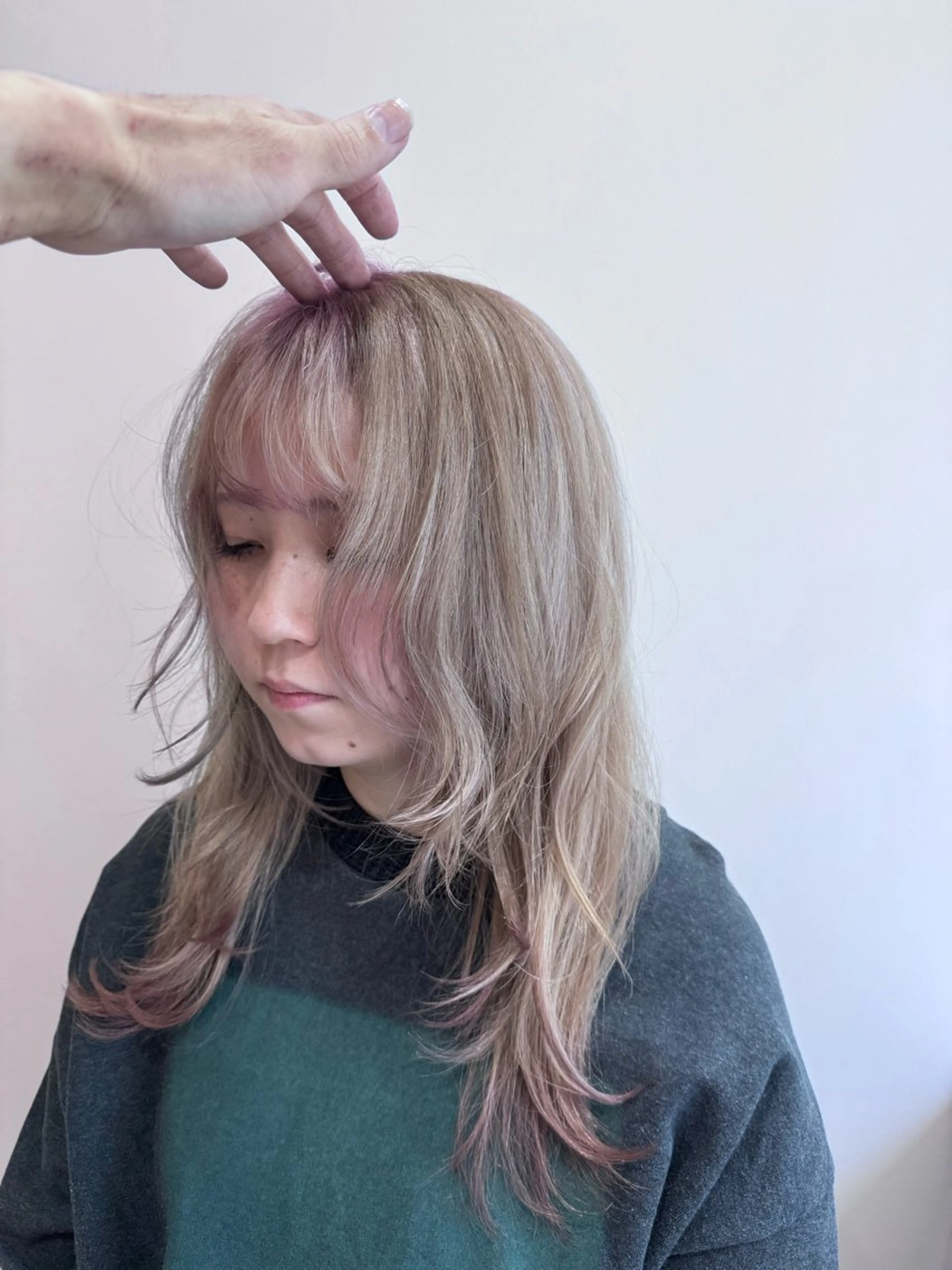 ☆ブリーチカラー、デザインで迷われた方はこちら☆【stylistにご相談】¥35,000の写真