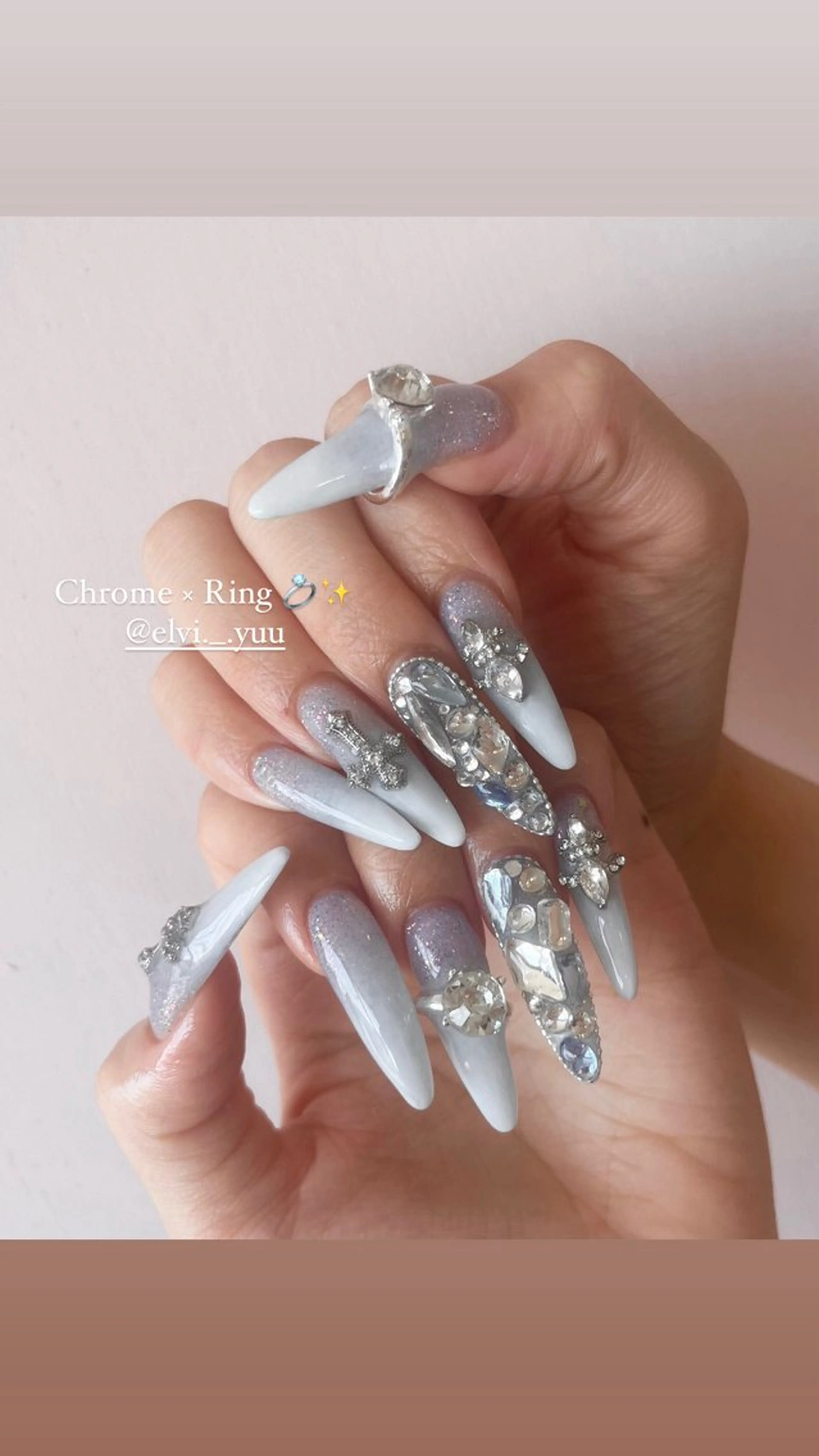 ネイル SALON ELVI.所属・SALON ELVI.のネイルデザイン