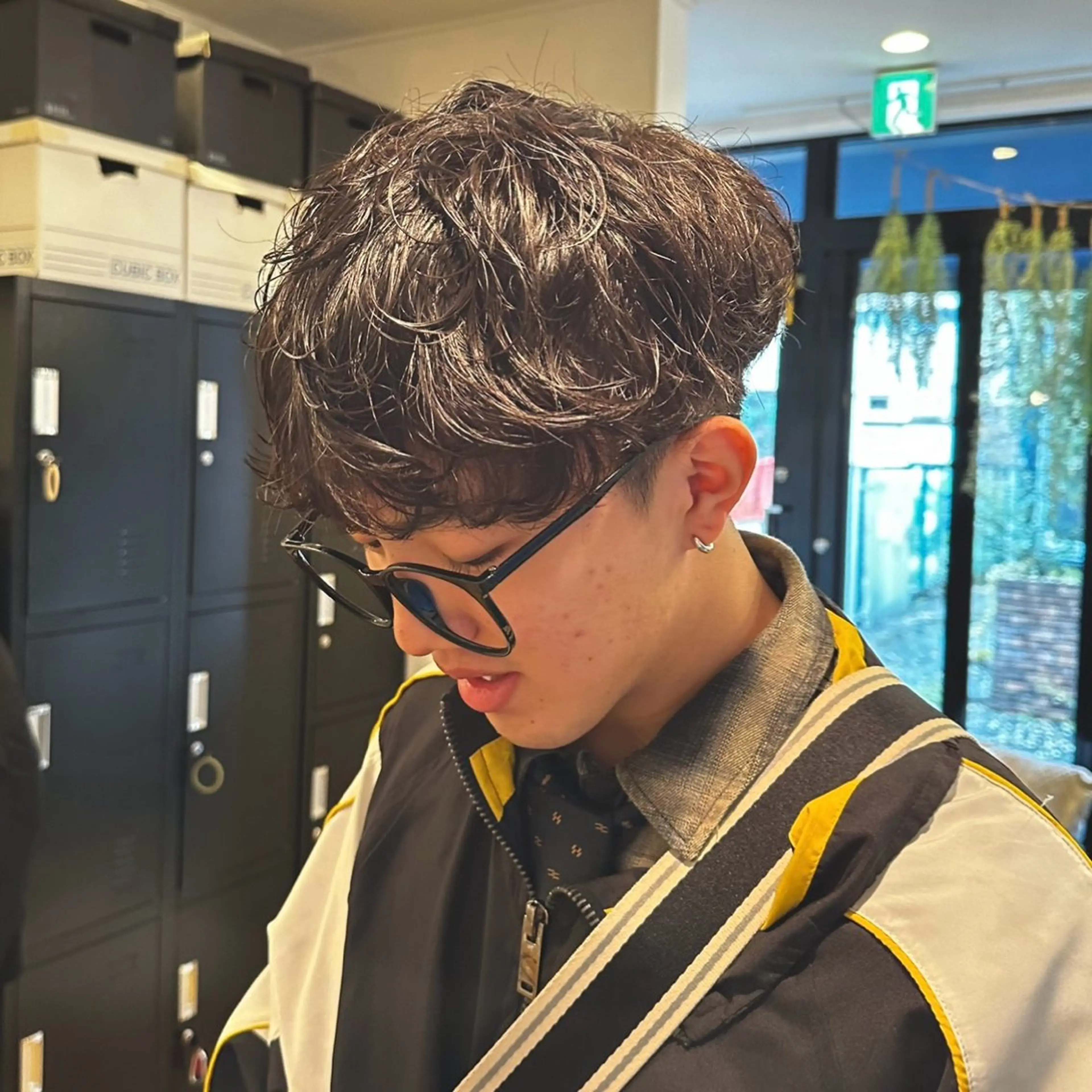 ショート パーマ メンズ ビジネス フェザーパーマ メンズ就活ヘア マッシュ メンズパーマ カット パーマ トリートメント 【メンズヘア】 原宿/Kasumiのヘアスタイル