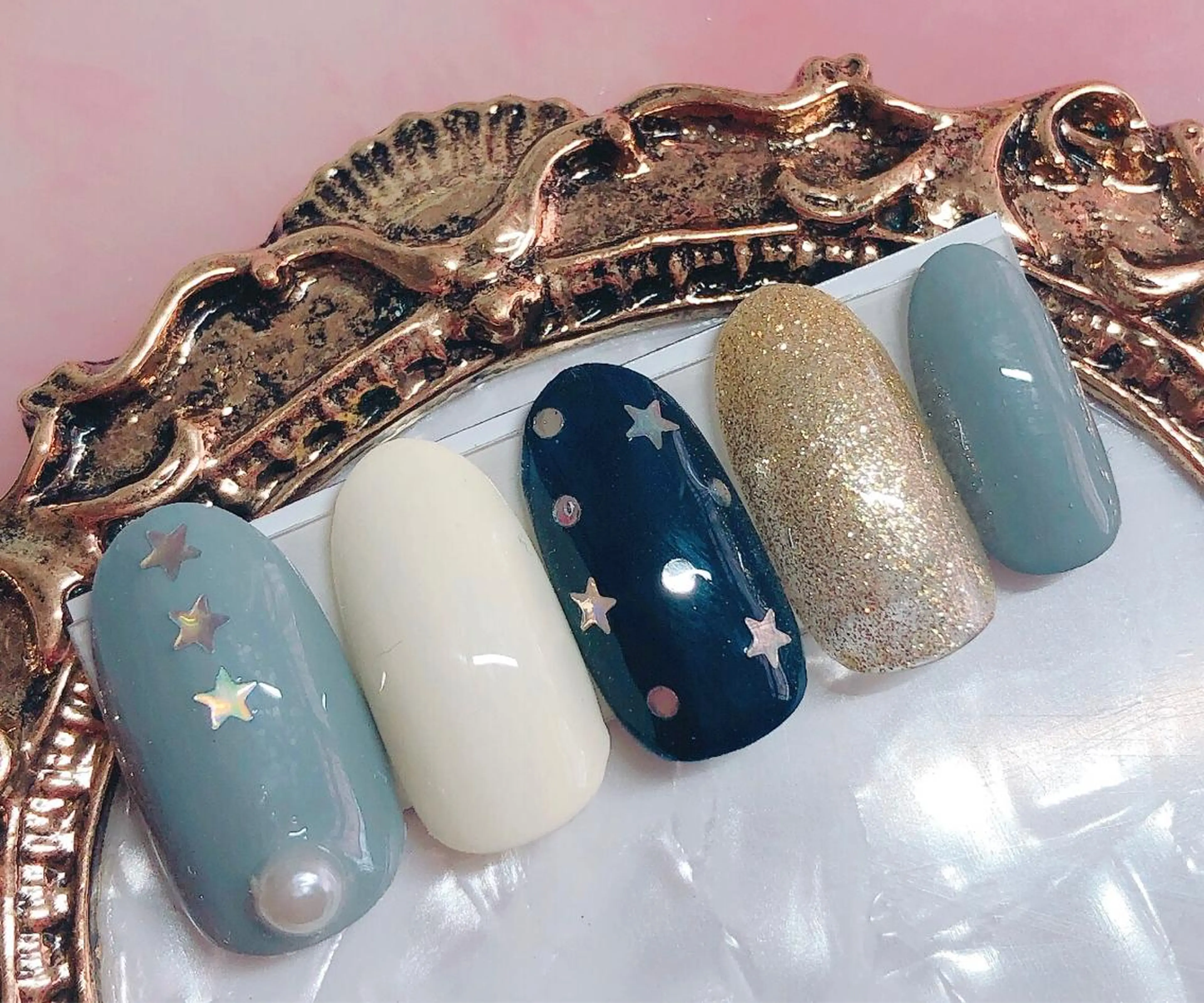 ネイル ハンドネイル CROWN プライベートサロンのネイルデザイン