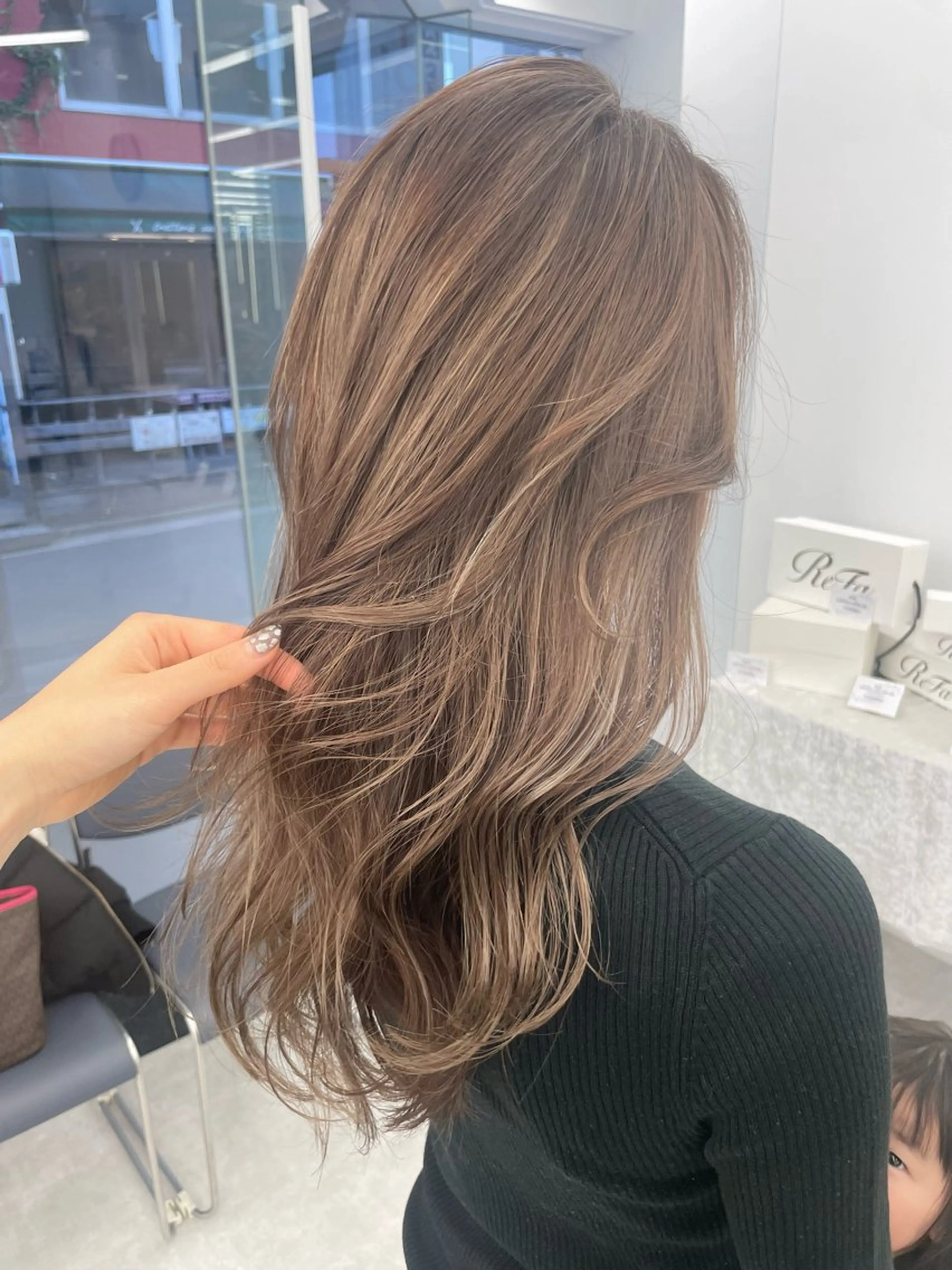 ロング カラー ヘアアレンジ ヘアカラー トリートメント 【Sweep】おじま のぞみのヘアスタイル