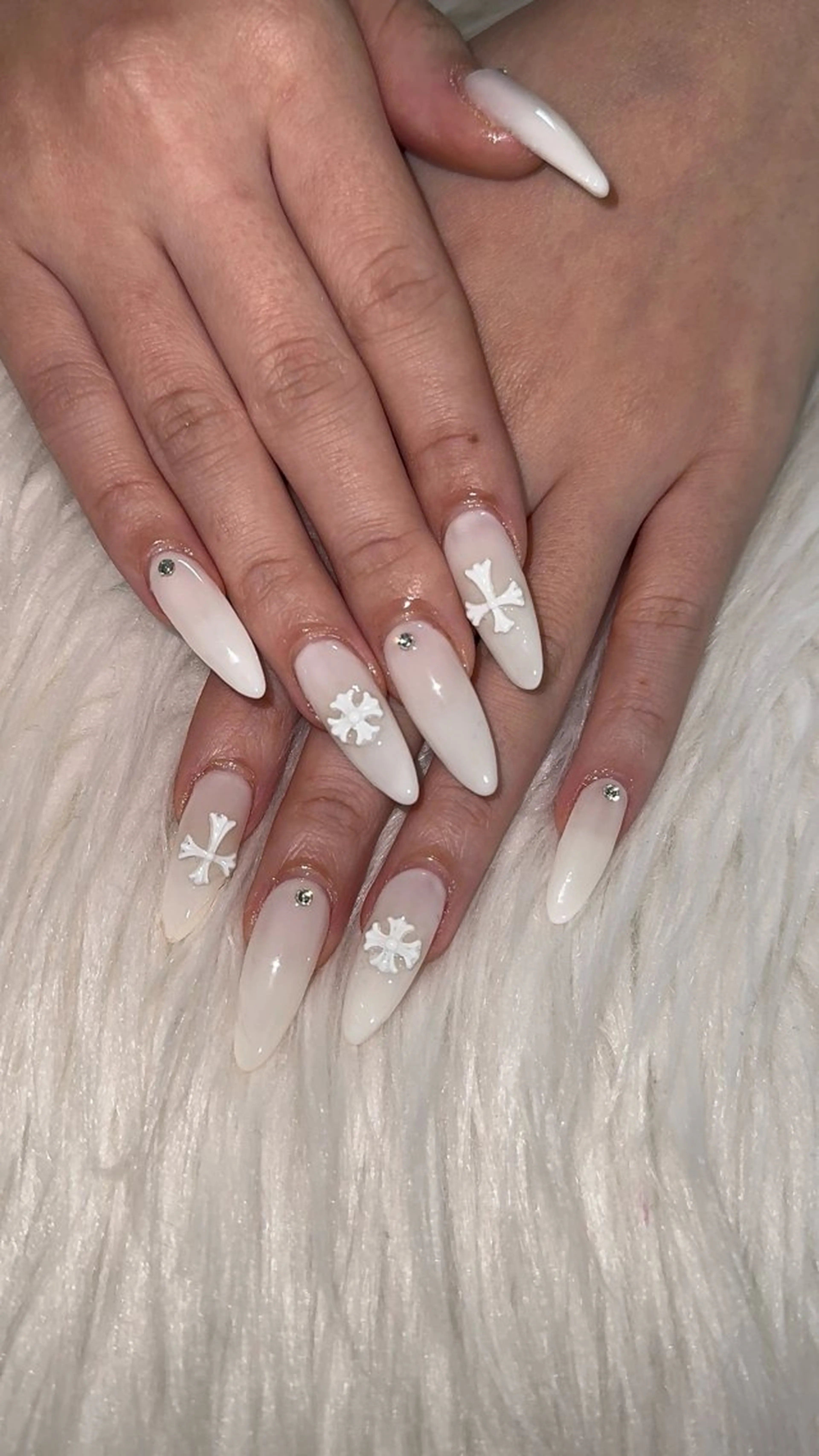 ネイル ハンドネイル 黒川 実祐のネイルデザイン