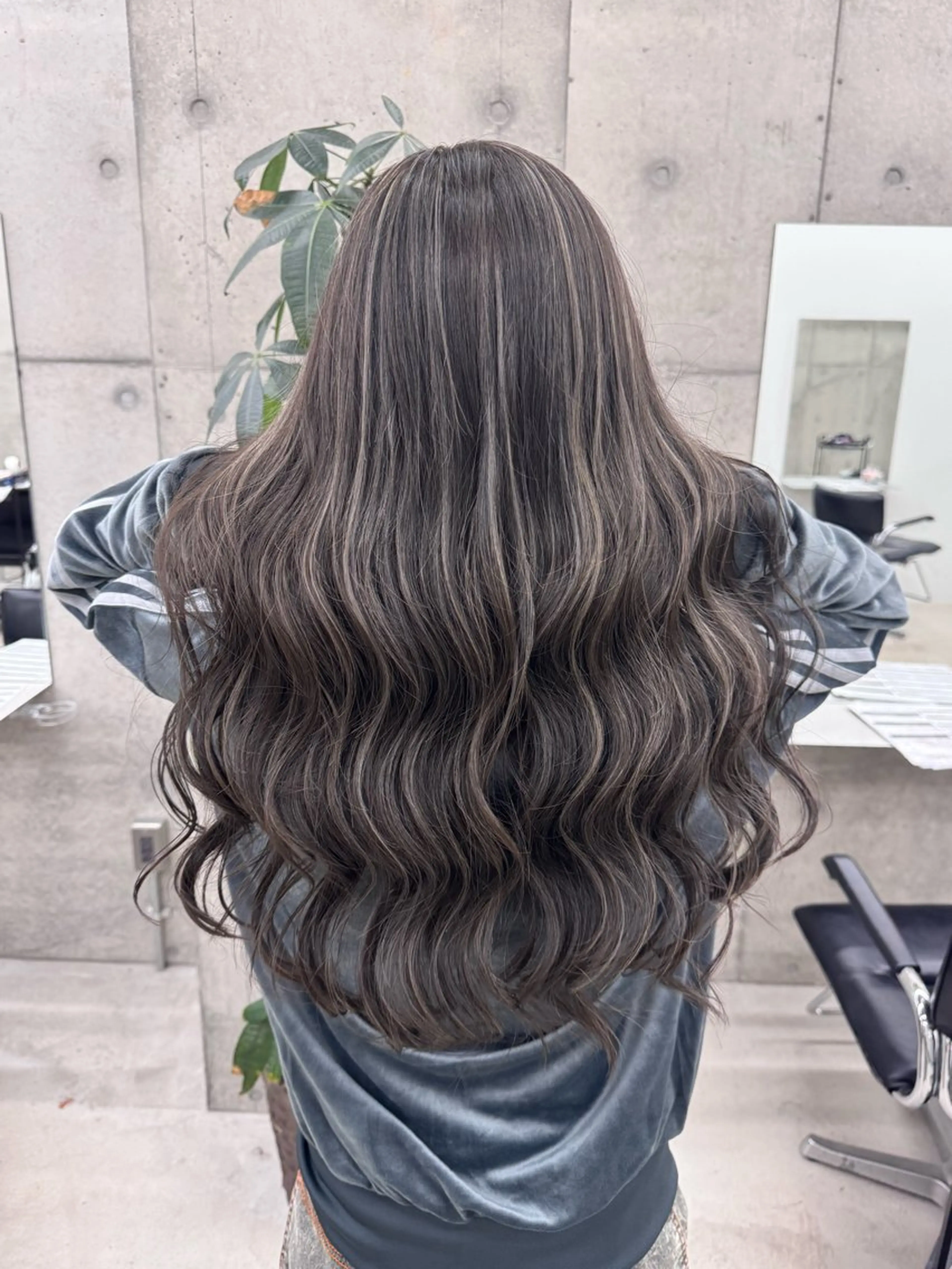 カラー ヘアカラー 和木坂 日美のヘアスタイル