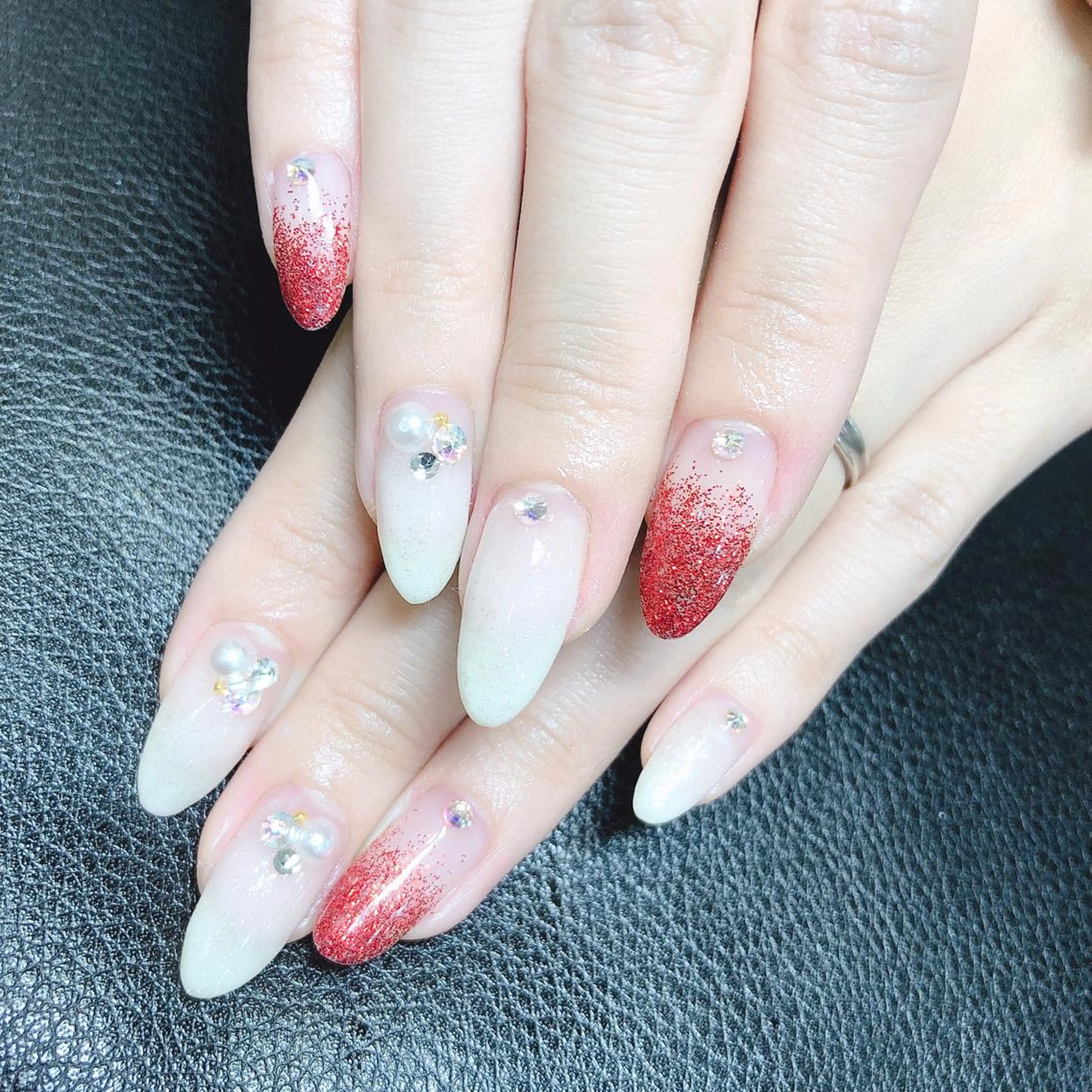 ネイル ジェルネイル ラメ(グリッター) ラメグラデーション Nail salon  Stella所属・Nail salon Stellaのネイルデザイン