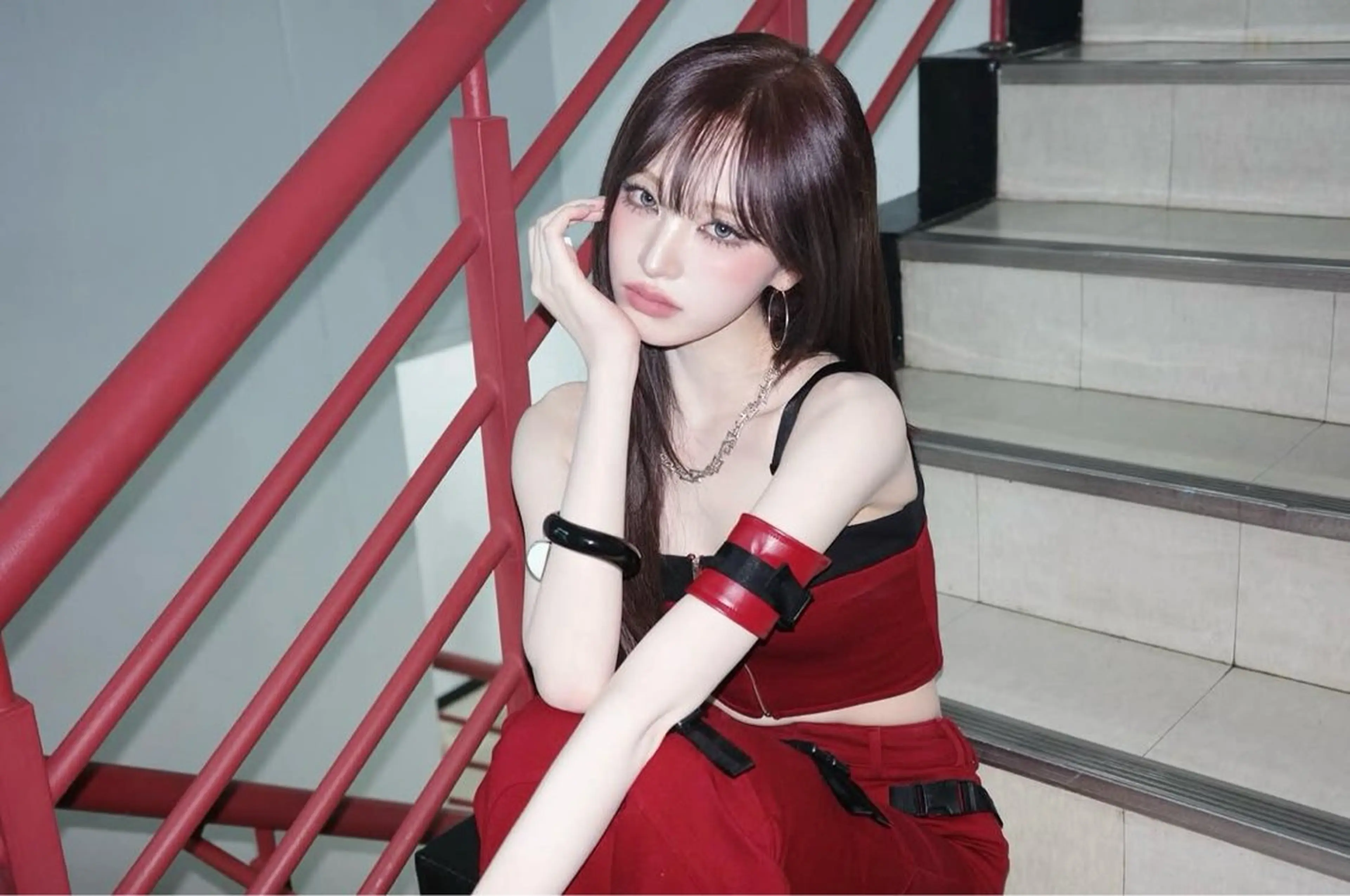 ロング カラー ラベンダーカラー レッドカラー ヘアカラー トリートメント ブリーチなし🌼トレ ンド🌼似合わせのヘアスタイル