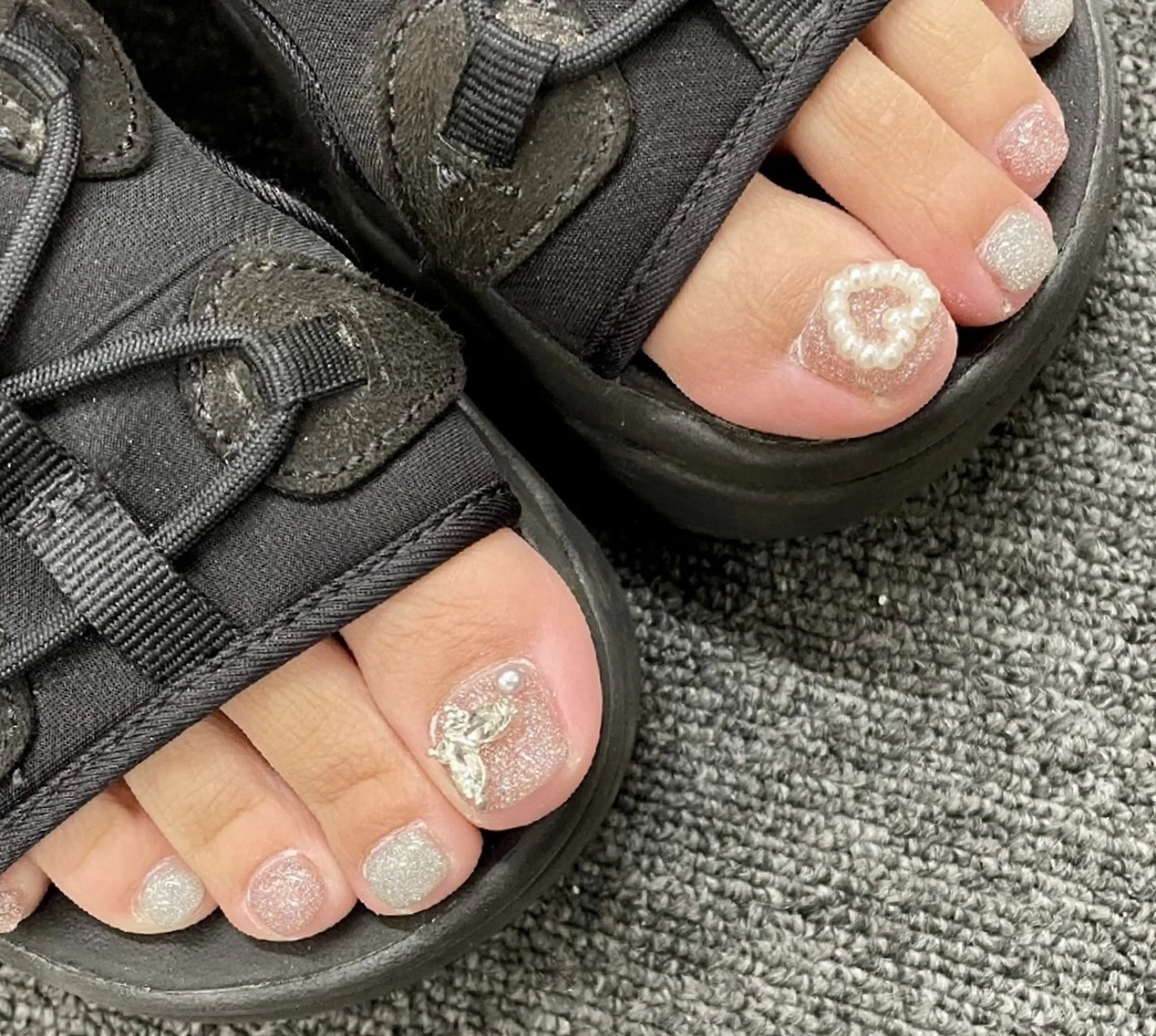 ネイル フラッシュネイル フットネイル フットネイル 心斎橋Salon Epokkuのネイルデザイン