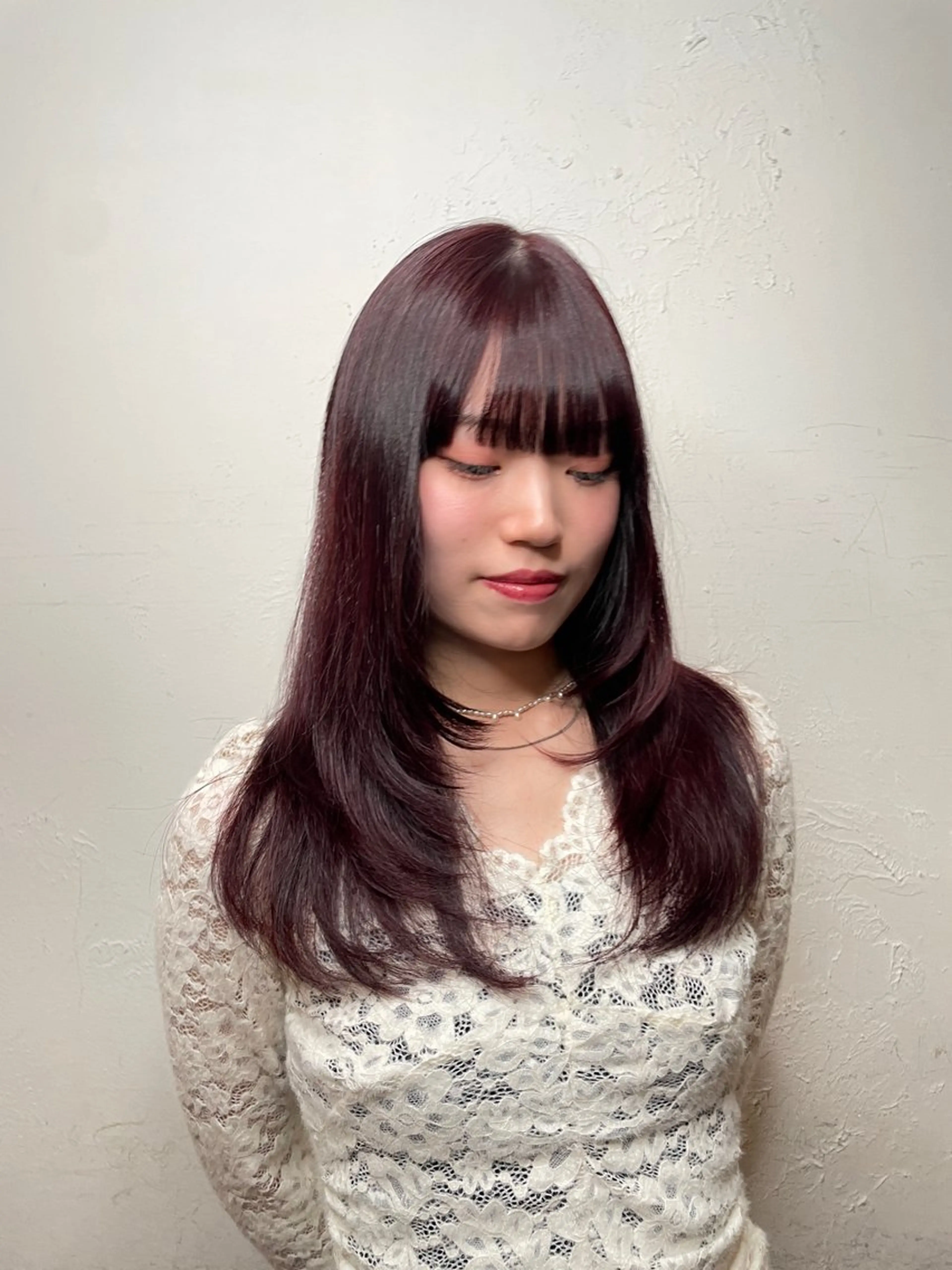 ミディアム カラー レッドカラー RINA ブリーチ / 海外レイヤーのヘアスタイル