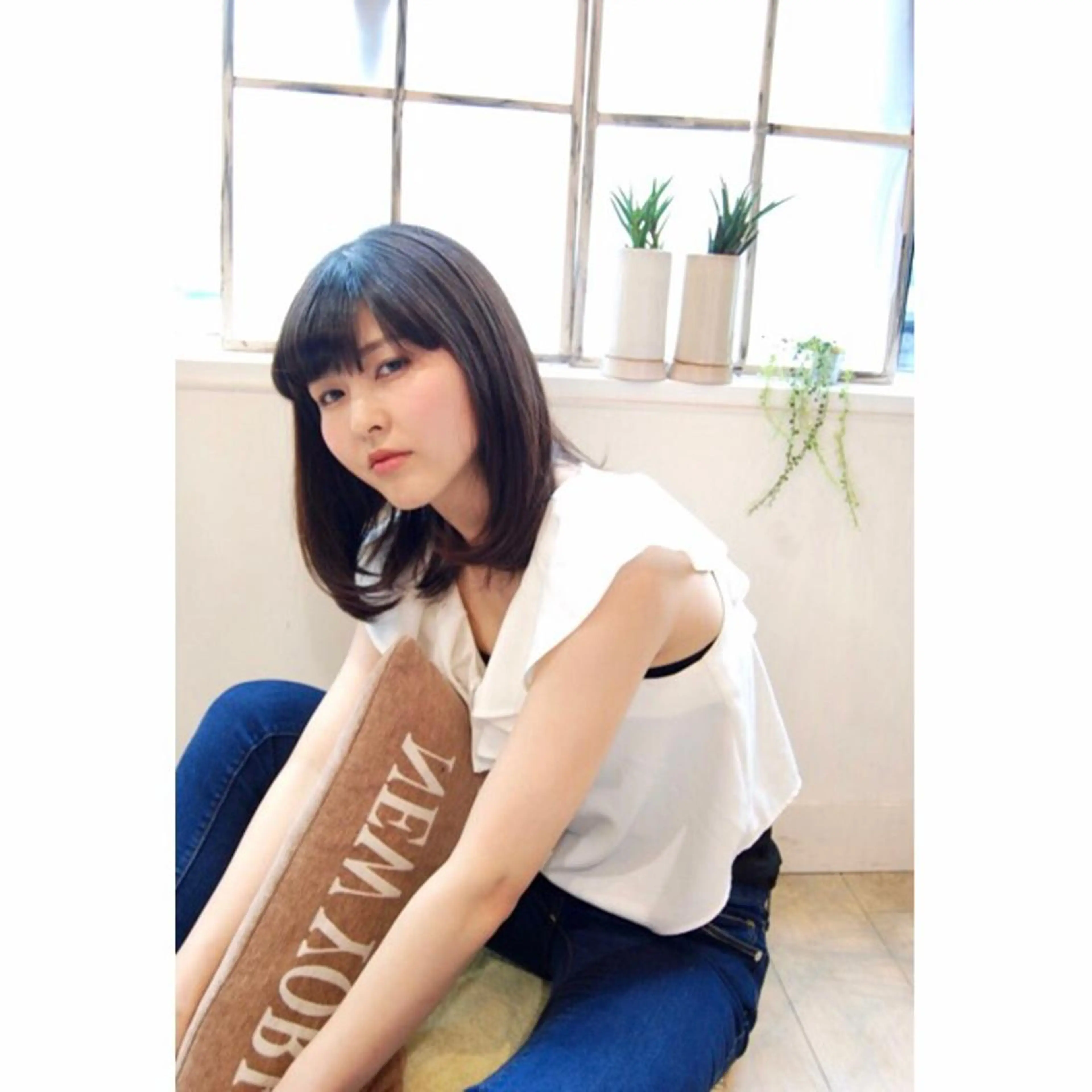 ミディアム パーマ 若林 美由希のヘアスタイル