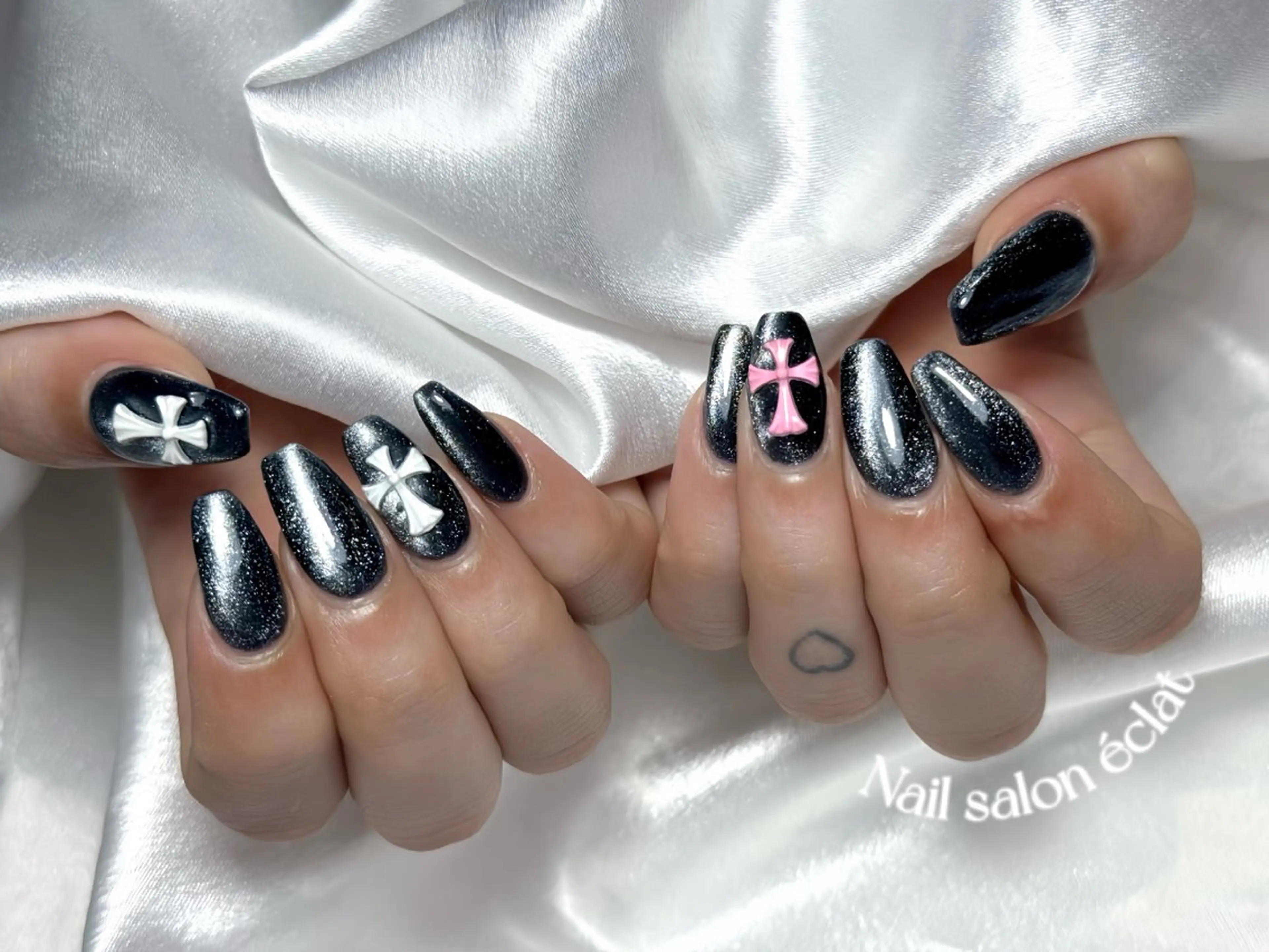 ネイル キラキラネイル ハンドネイル éclat ⸝꙳.⋆ 栄｜久屋大通のネイルデザイン