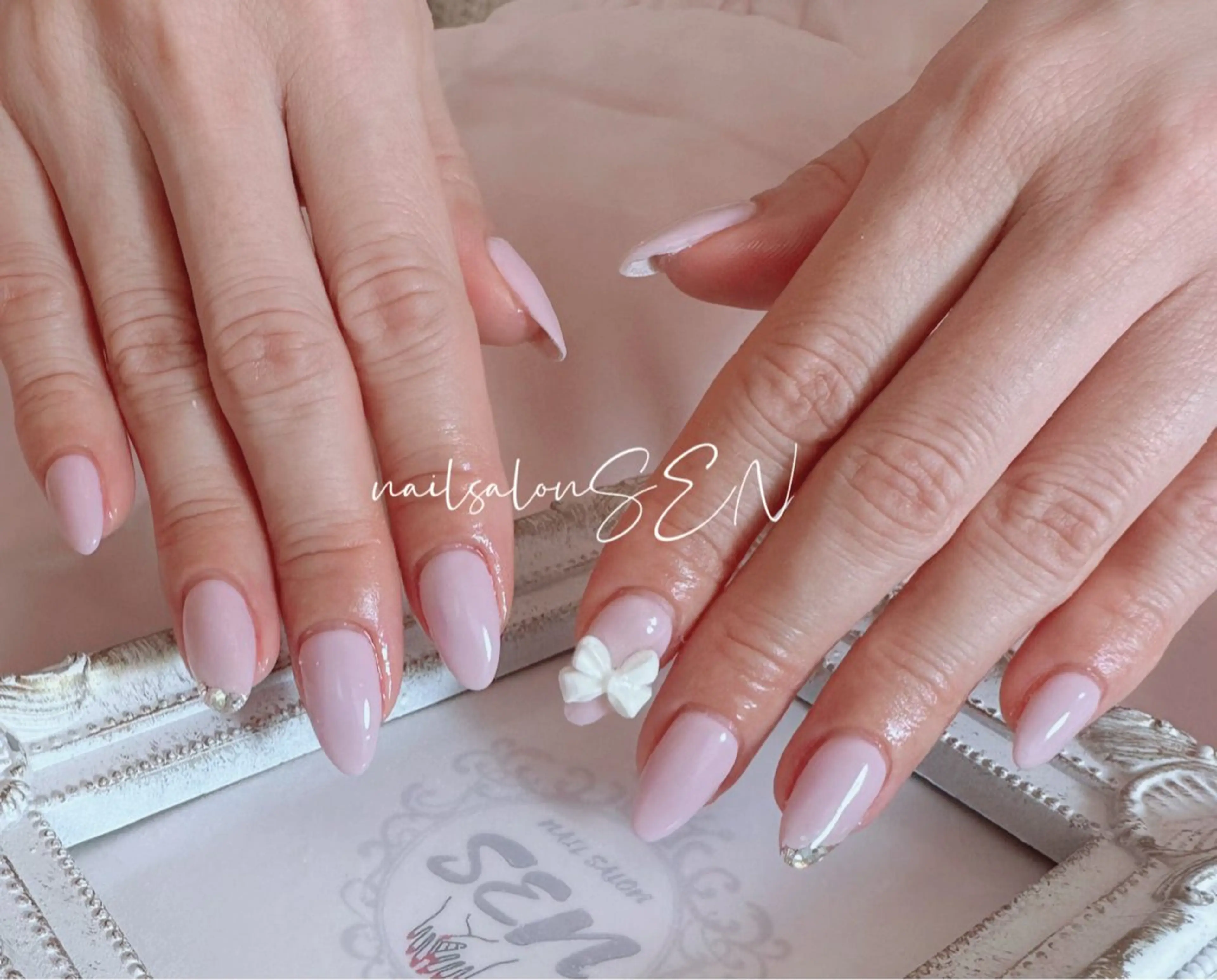 ネイル リボン nailsalonsen所属・nail salon SENのネイルデザイン