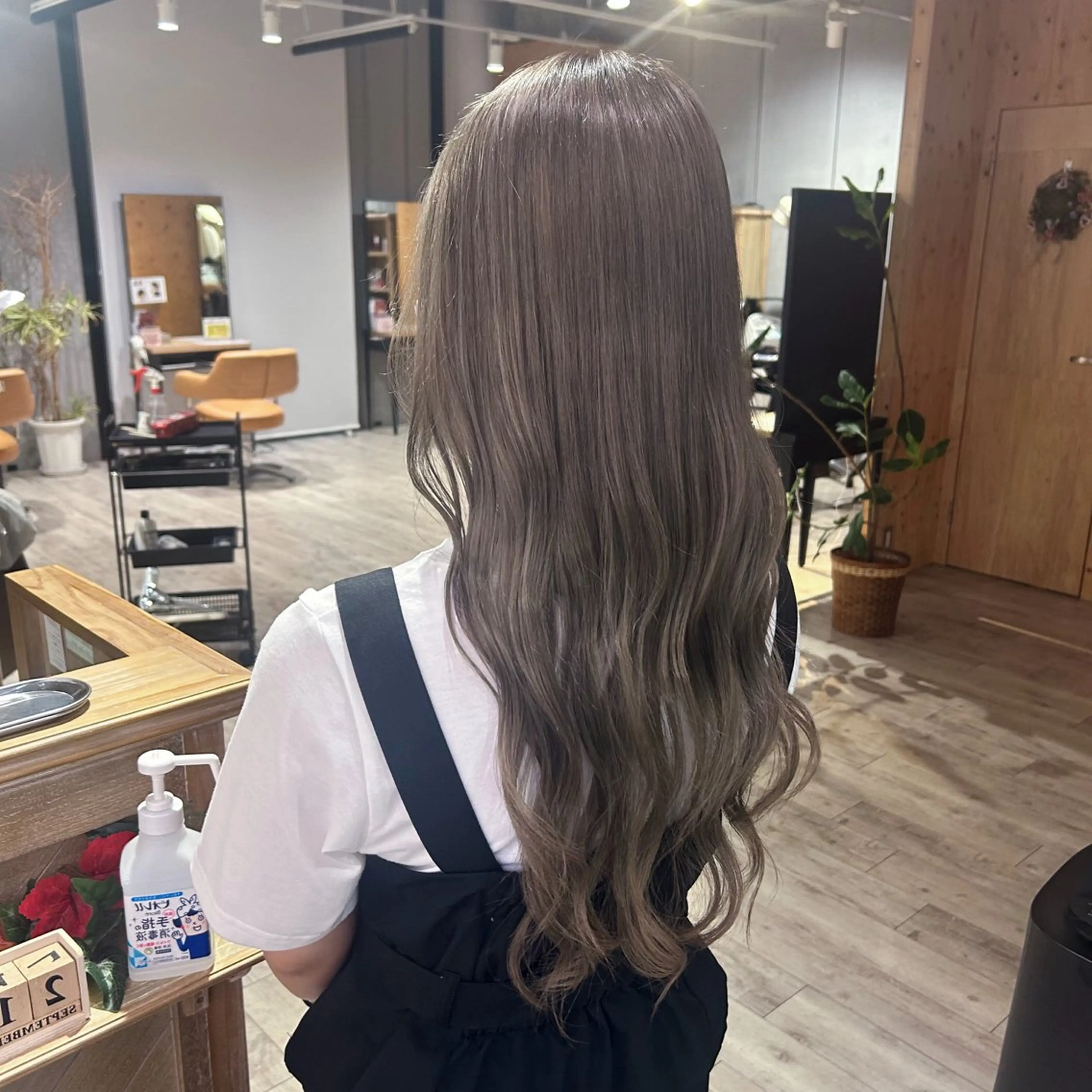 ロング カラー 髪質改善 🫧‪しろがねのヘアスタイル