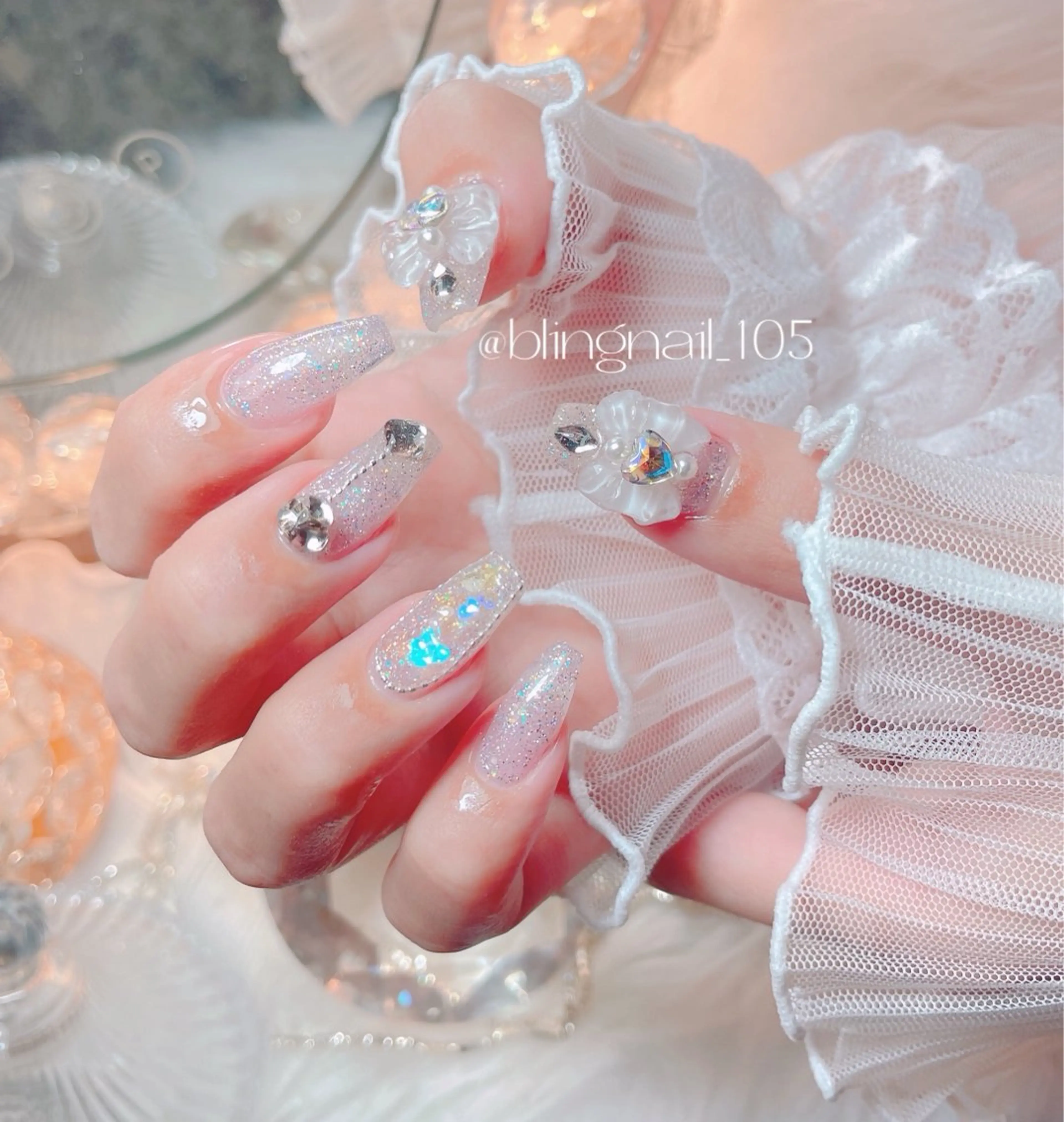 ネイル 23時まで❤︎韓国、 ワンホンネイルのネイルデザイン