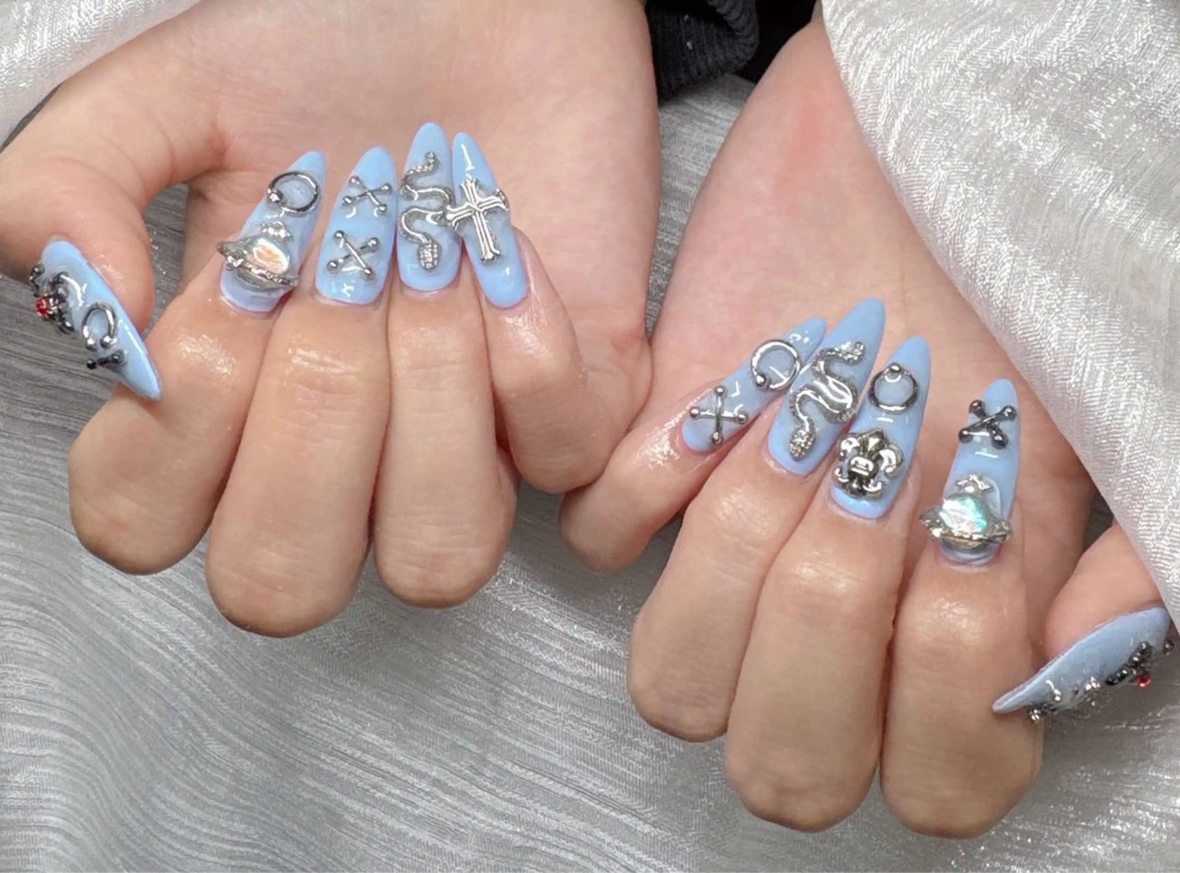 ネイル 長さ出し グラデーション 卒業式 キラキラネイル マグネットネイル ハンドネイル Lee Nailsのネイルデザイン