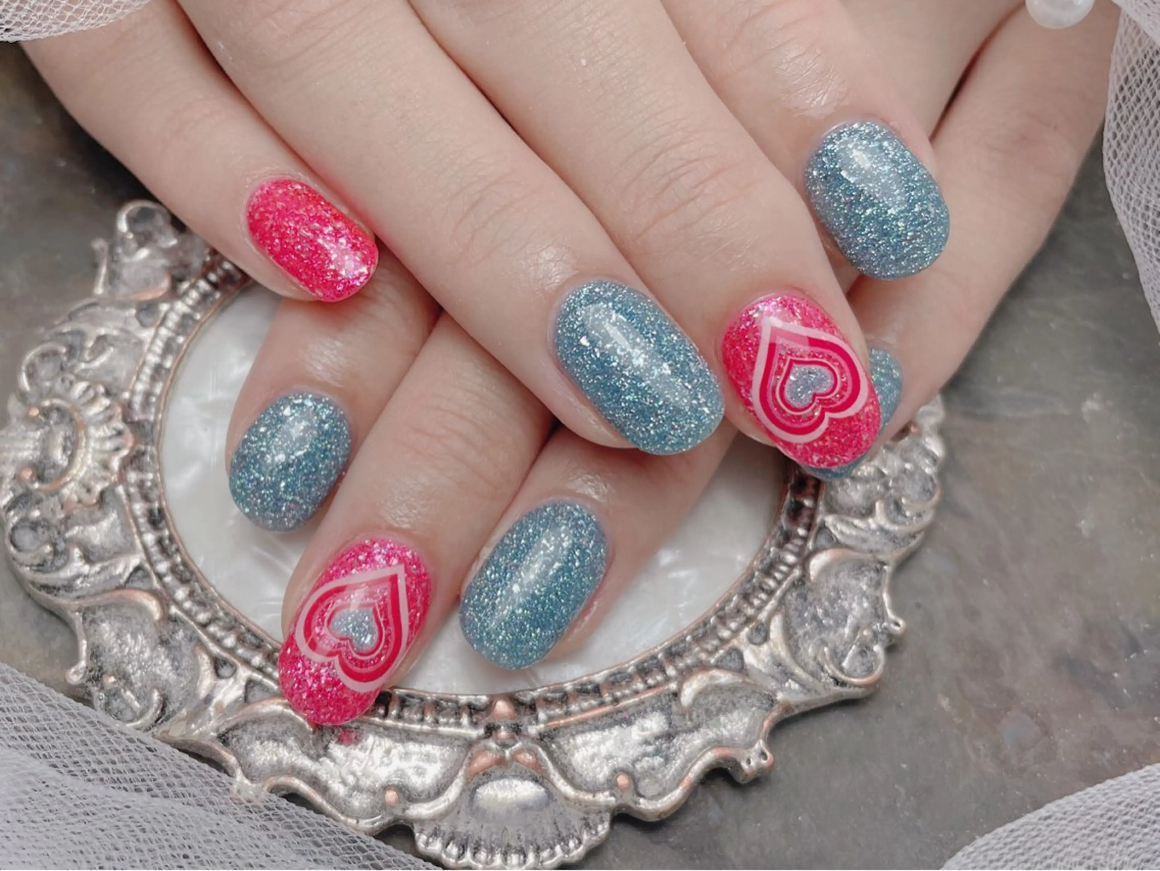 ネイル ハンドネイル マジックミラー所属・マジック ミラーのネイルデザイン