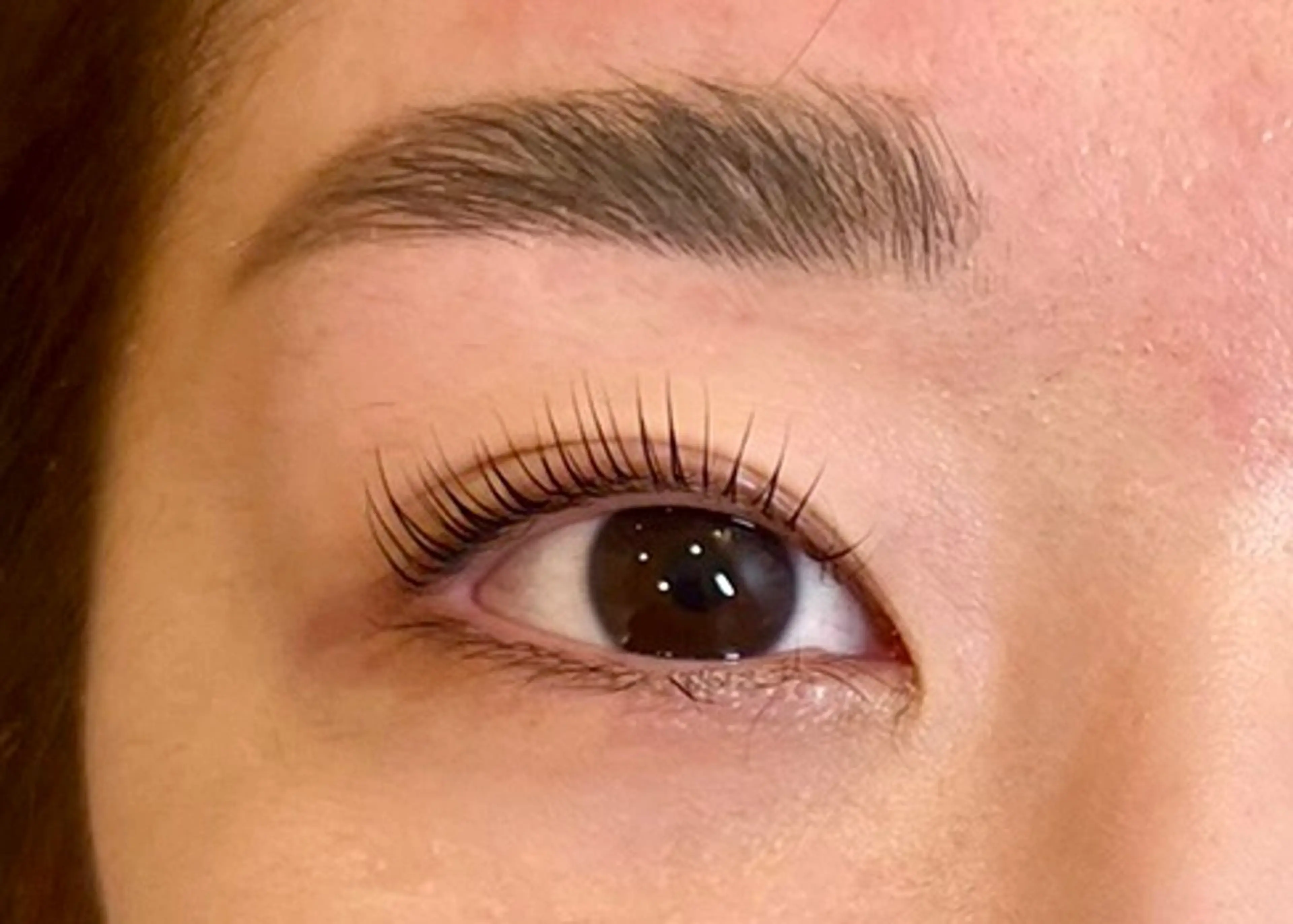 マツエク・マツパ 岡部 梢の眉毛・アイブロウイメージ