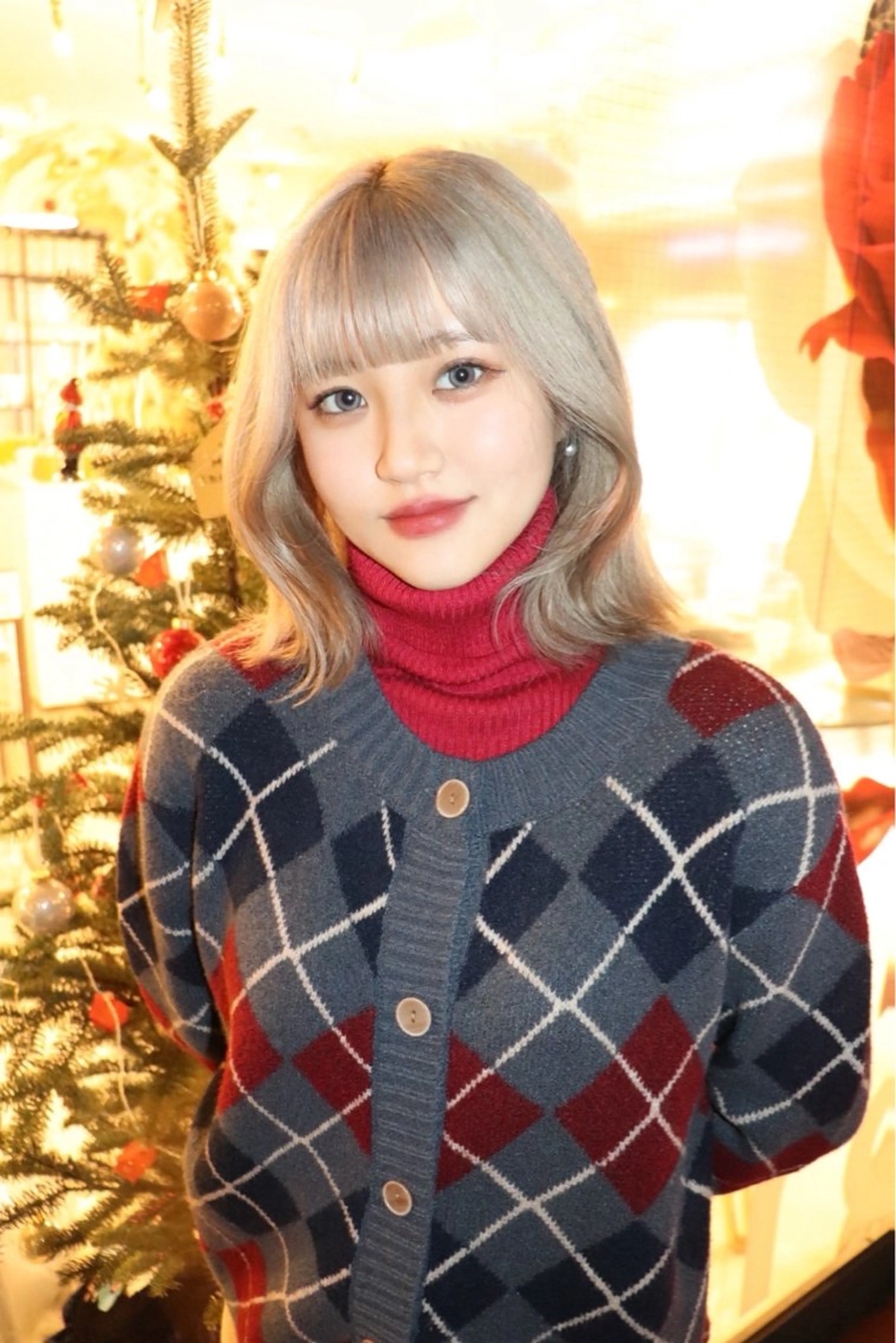 セミロング カラー ヘアアレンジ ヘアカラー @kyoniyy KYONIのヘアスタイル