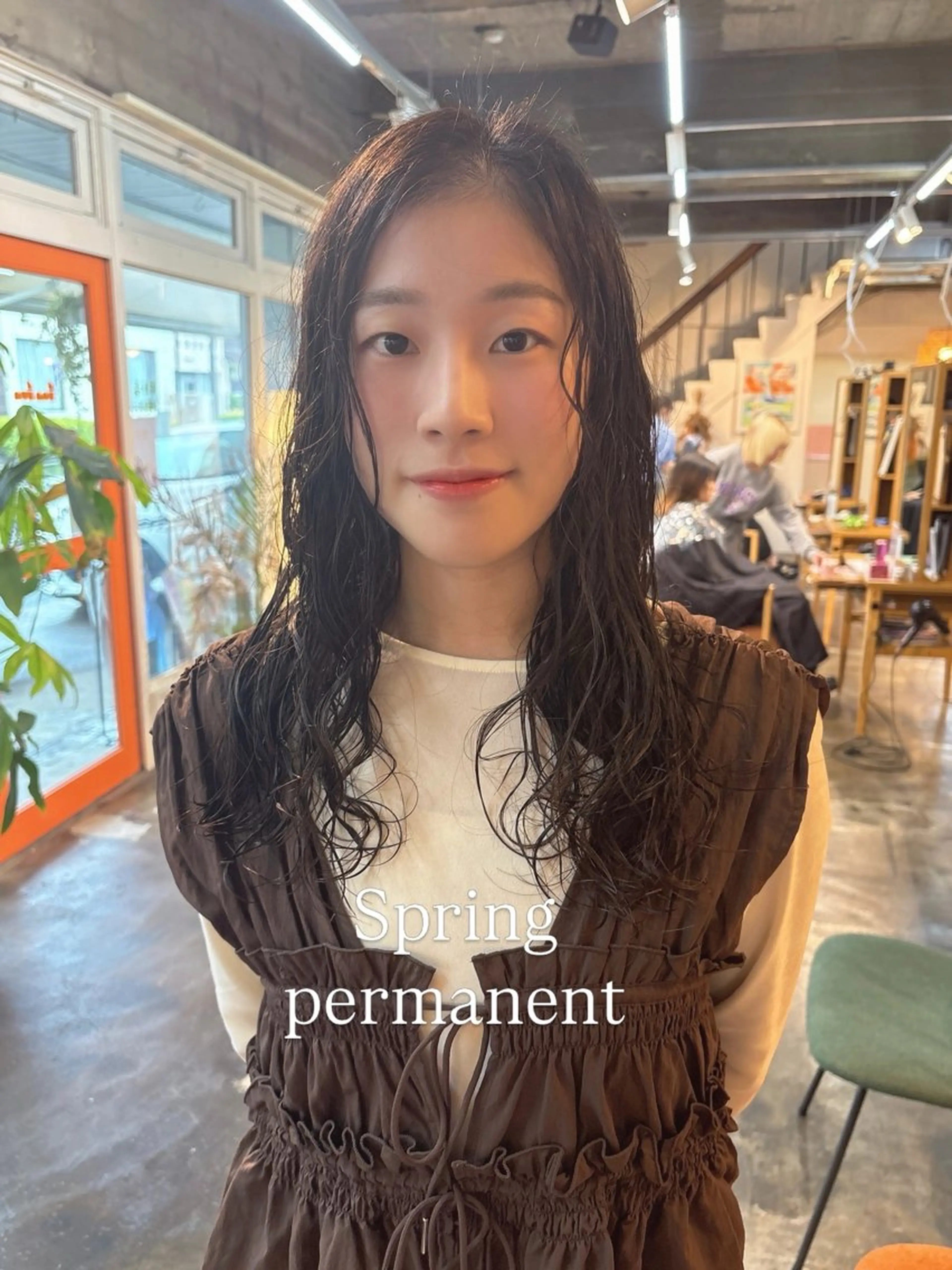 ロング パーマ shiho/レイヤー /透明感カラーのヘアスタイル