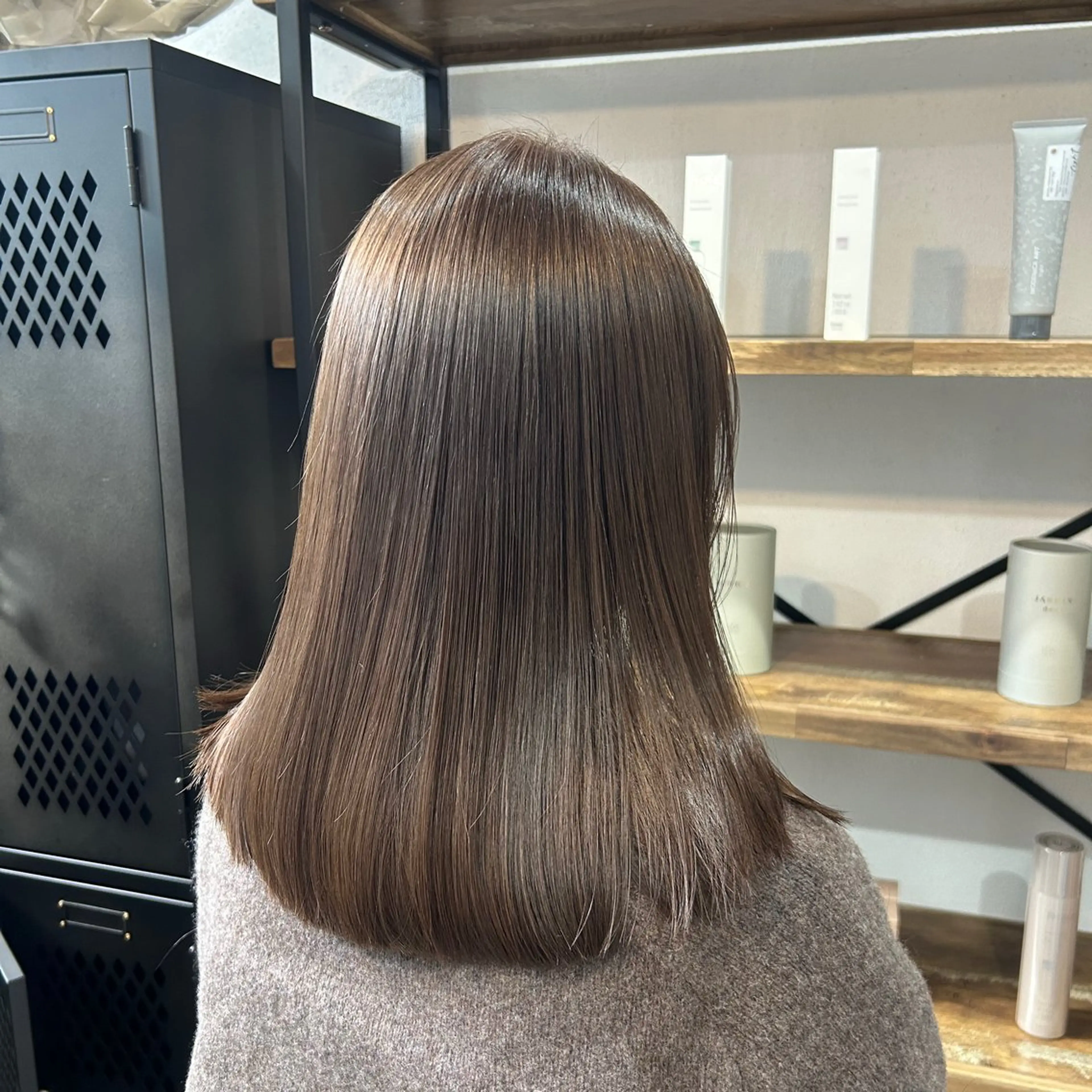 ミディアム カラー パーマ カット ヘアカラー 縮毛矯正 3tuba Nahoのヘアスタイル