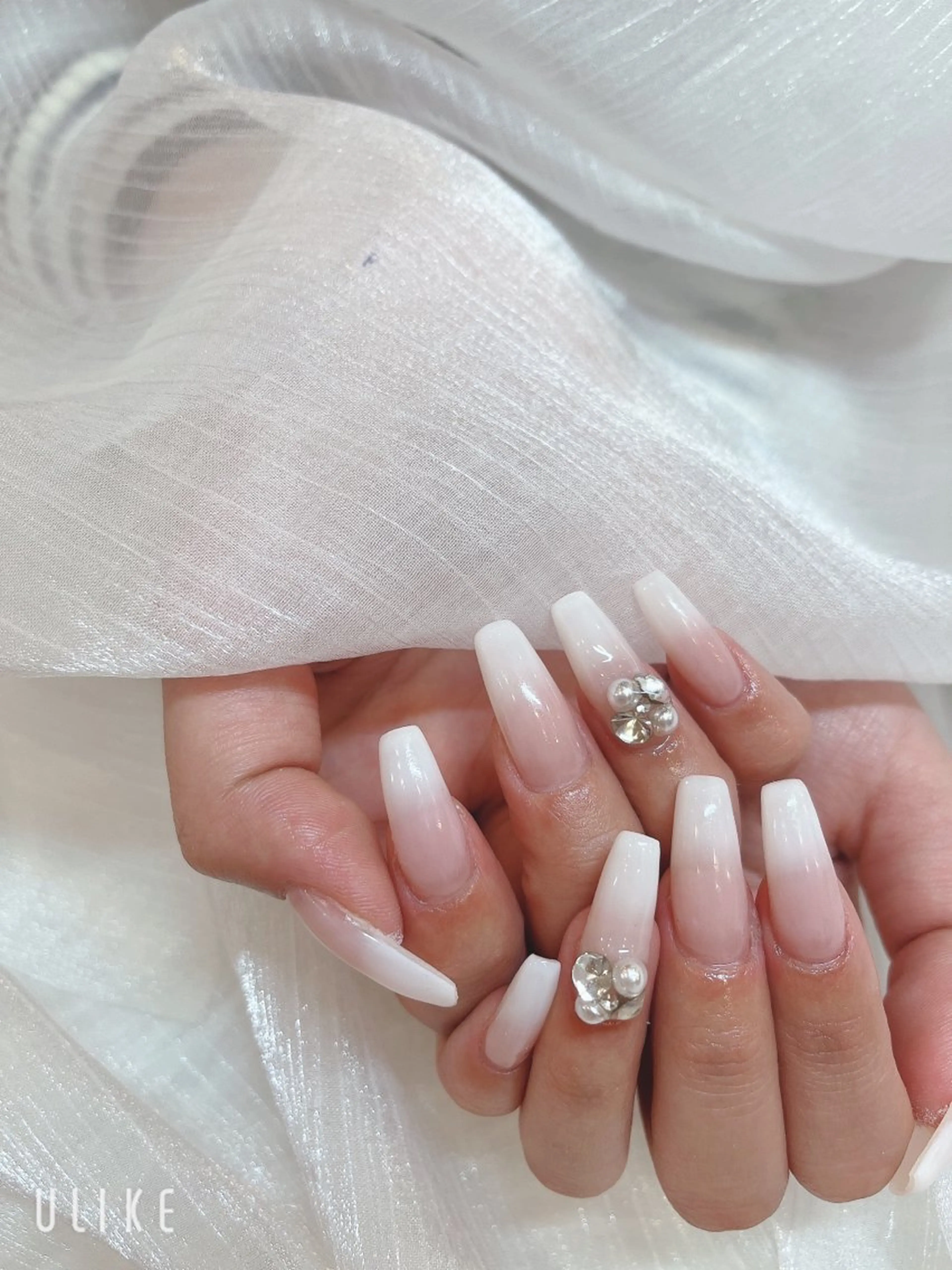 ネイル ハンドネイル COCO ネイルのネイルデザイン