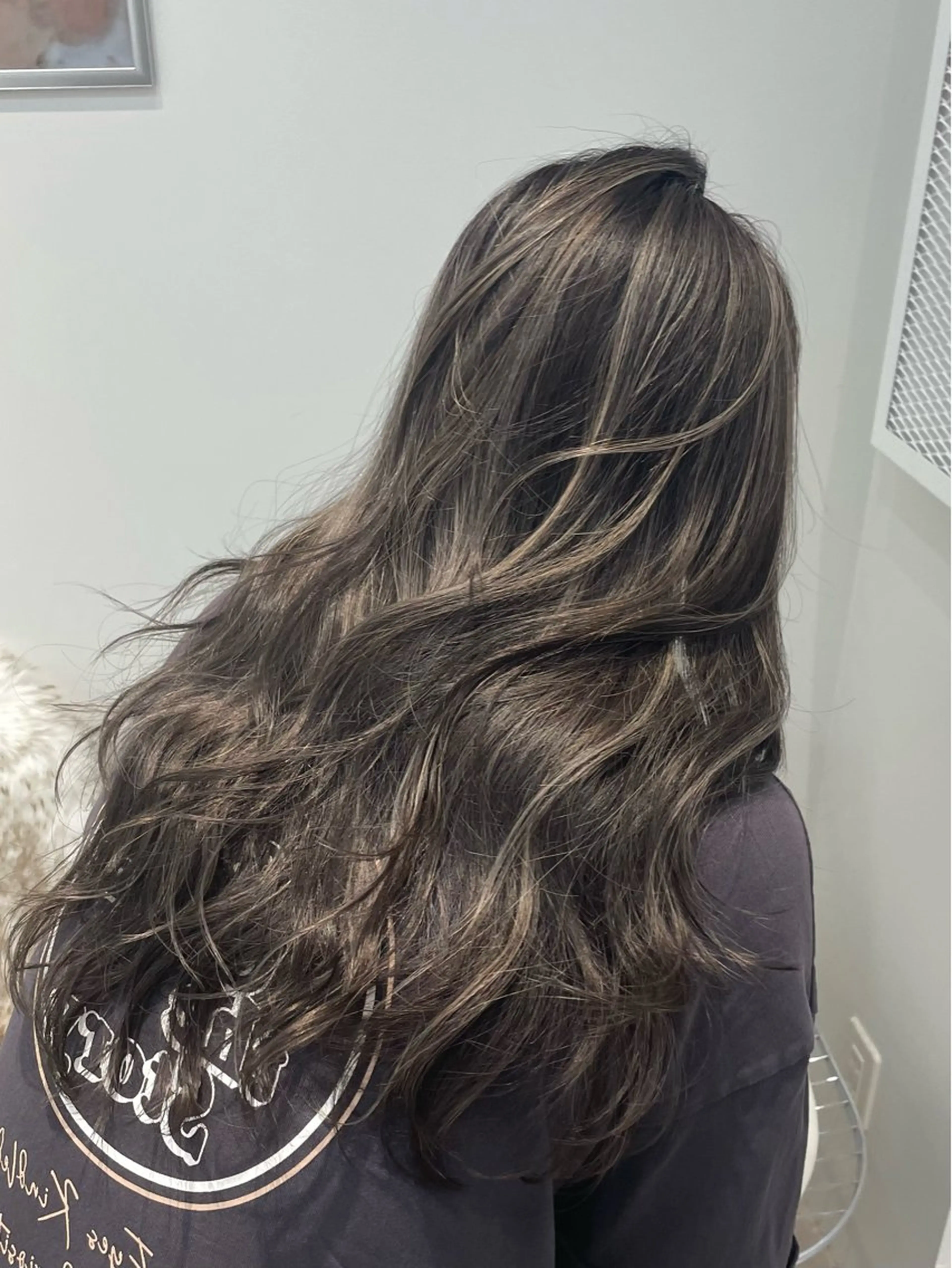 セミロング カラー ハイライトカラー ハイライト ヘアカラー ✨レイヤーカット 海外ヘア/原宿✨のヘアスタイル