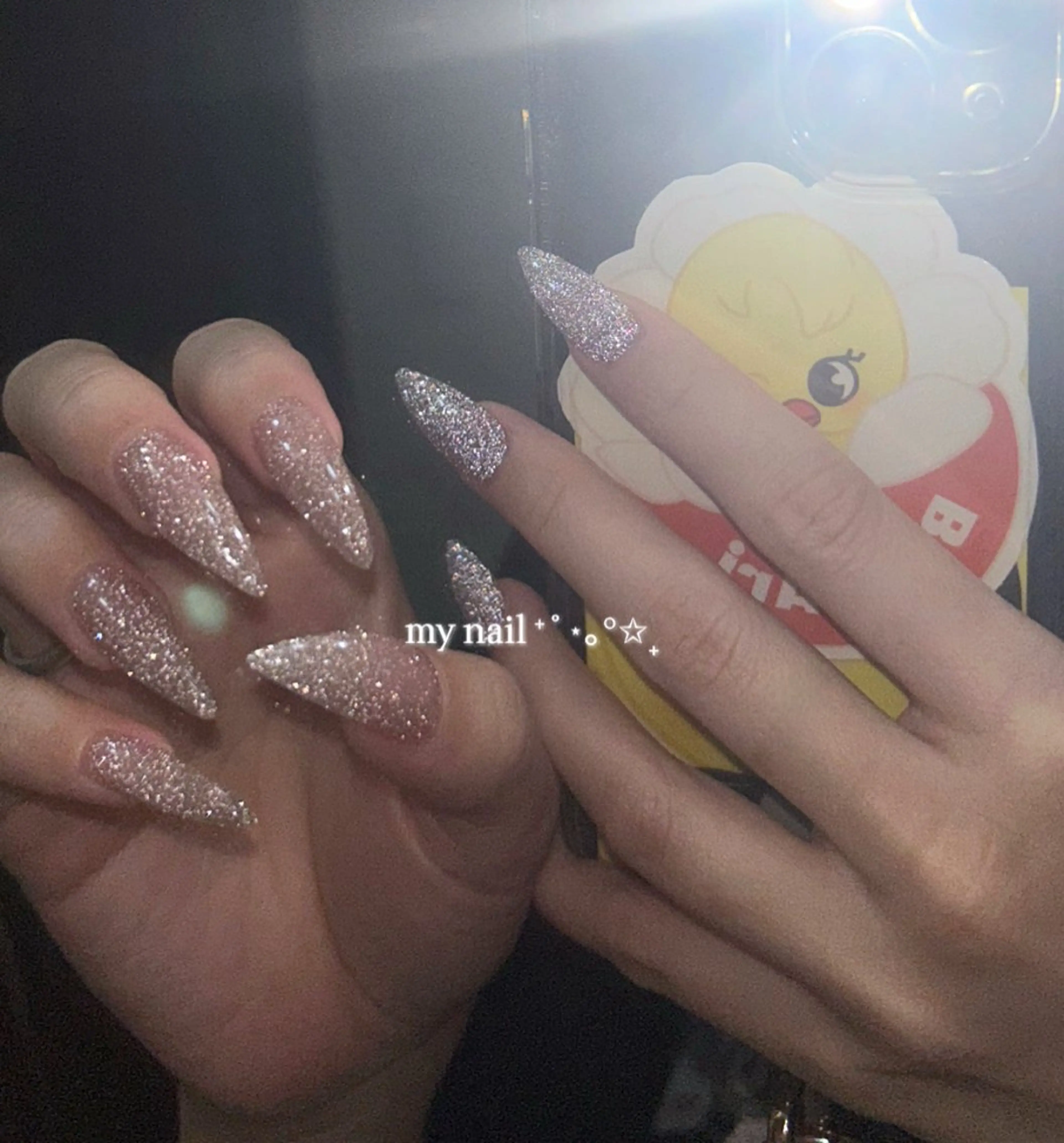 ネイル ハンドネイル ViViA momokaのネイルデザイン