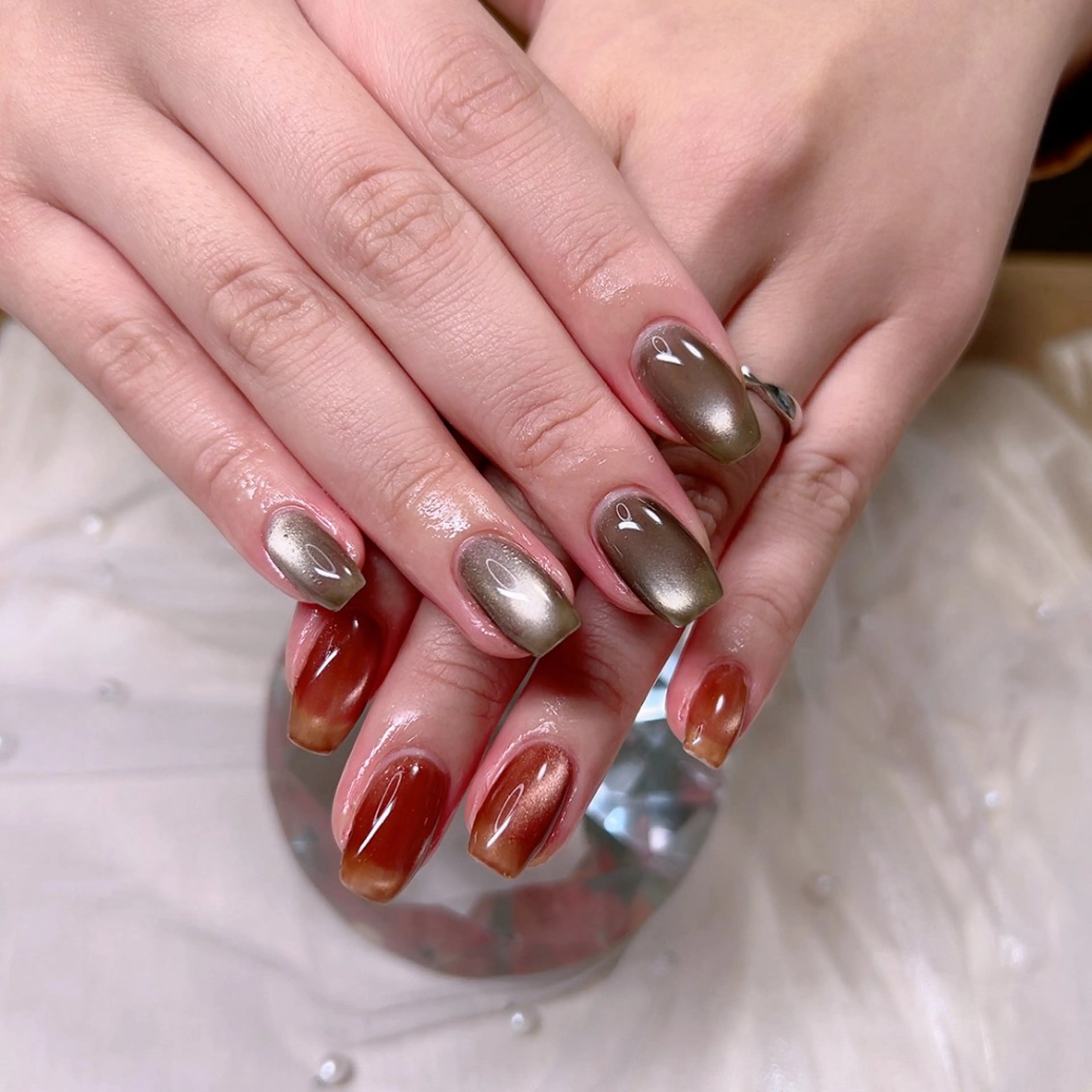 ネイル マグネットネイル オフィスネイル シンプルネイル 冬ネイル Cute Tips nailのネイルデザイン