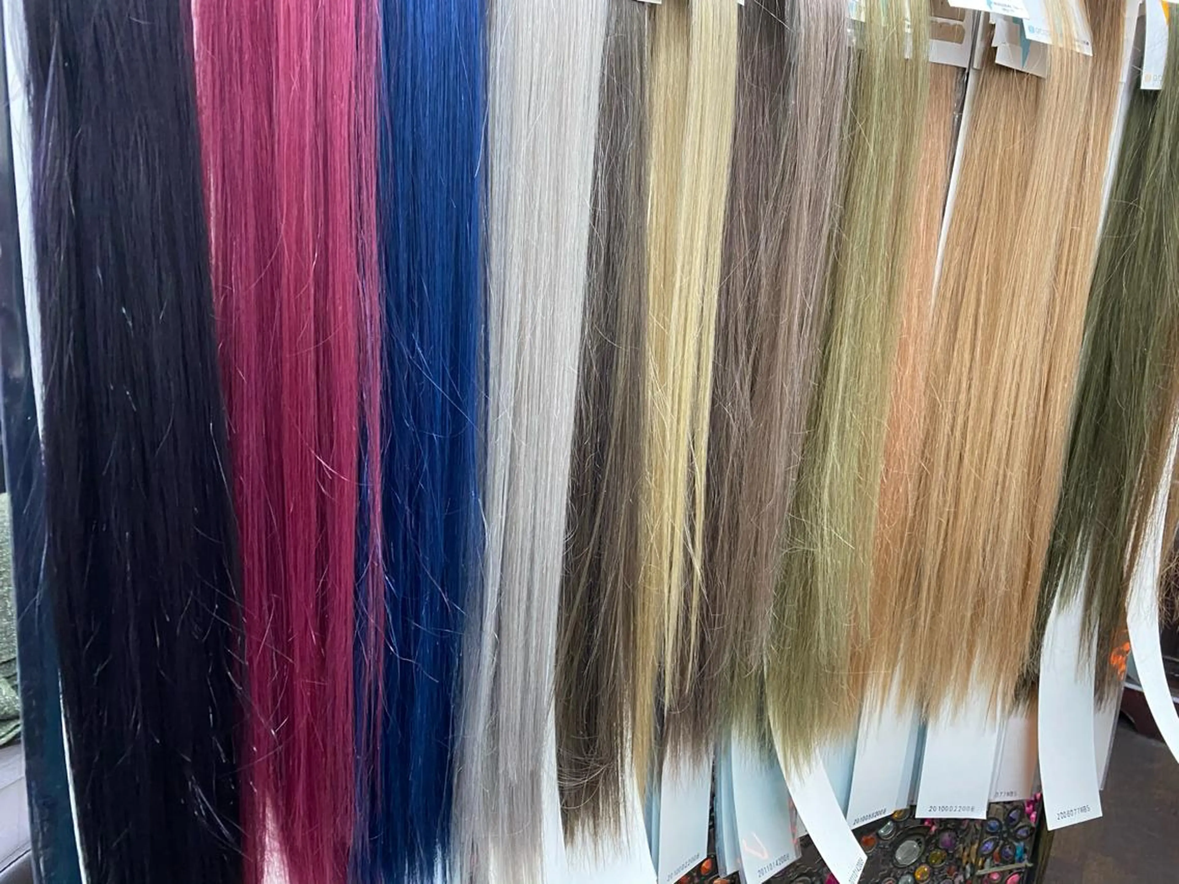 ロング ヘアアレンジ マツエク・マツパ KITTY 立川のネイルデザイン