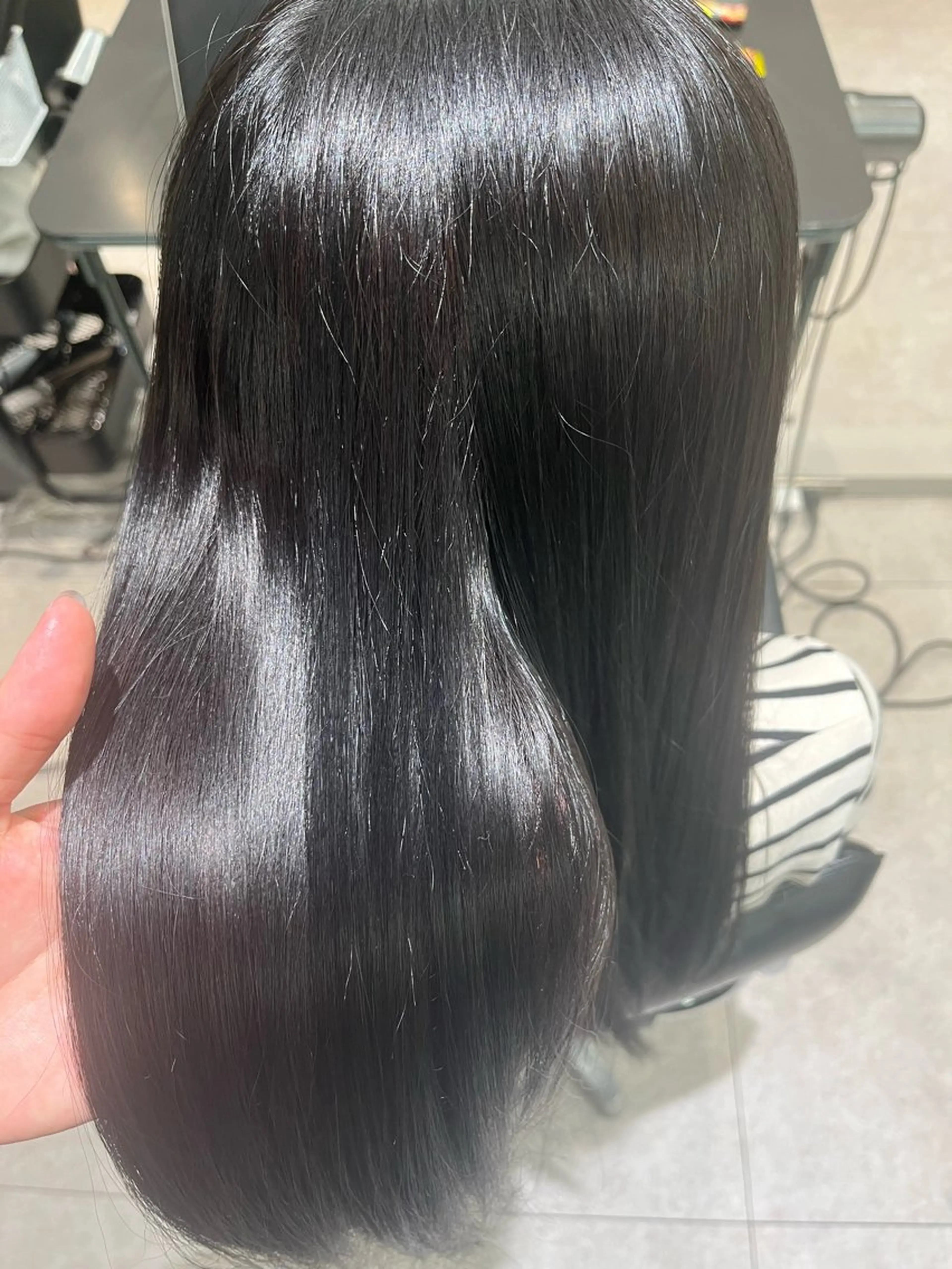 カラー 黒髪 透明感カラー 𝕞𝕒𝕚 🪄✩のヘアスタイル