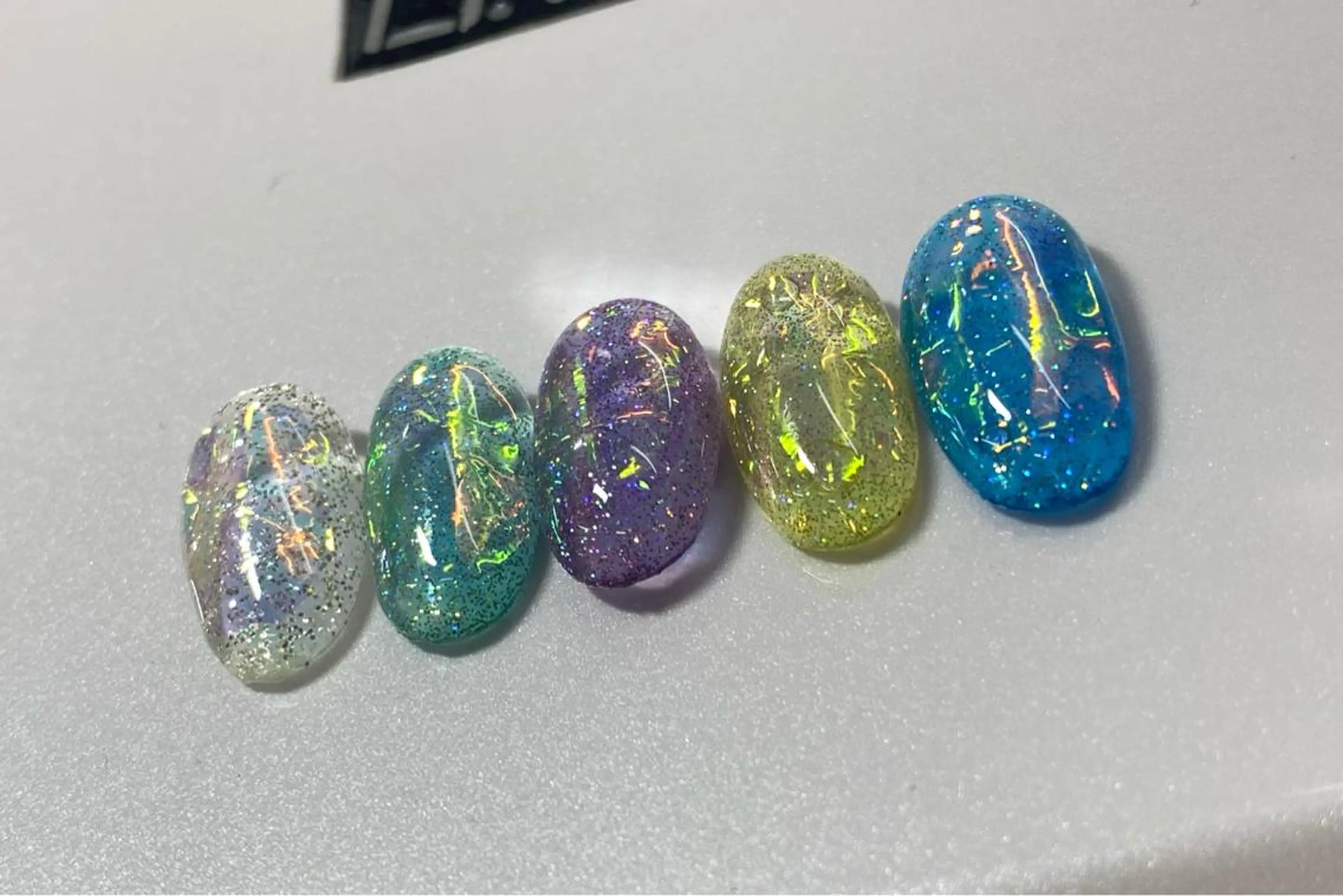 ネイル ハンドネイル I-nailロング /ワンホン/キラキラのネイルデザイン