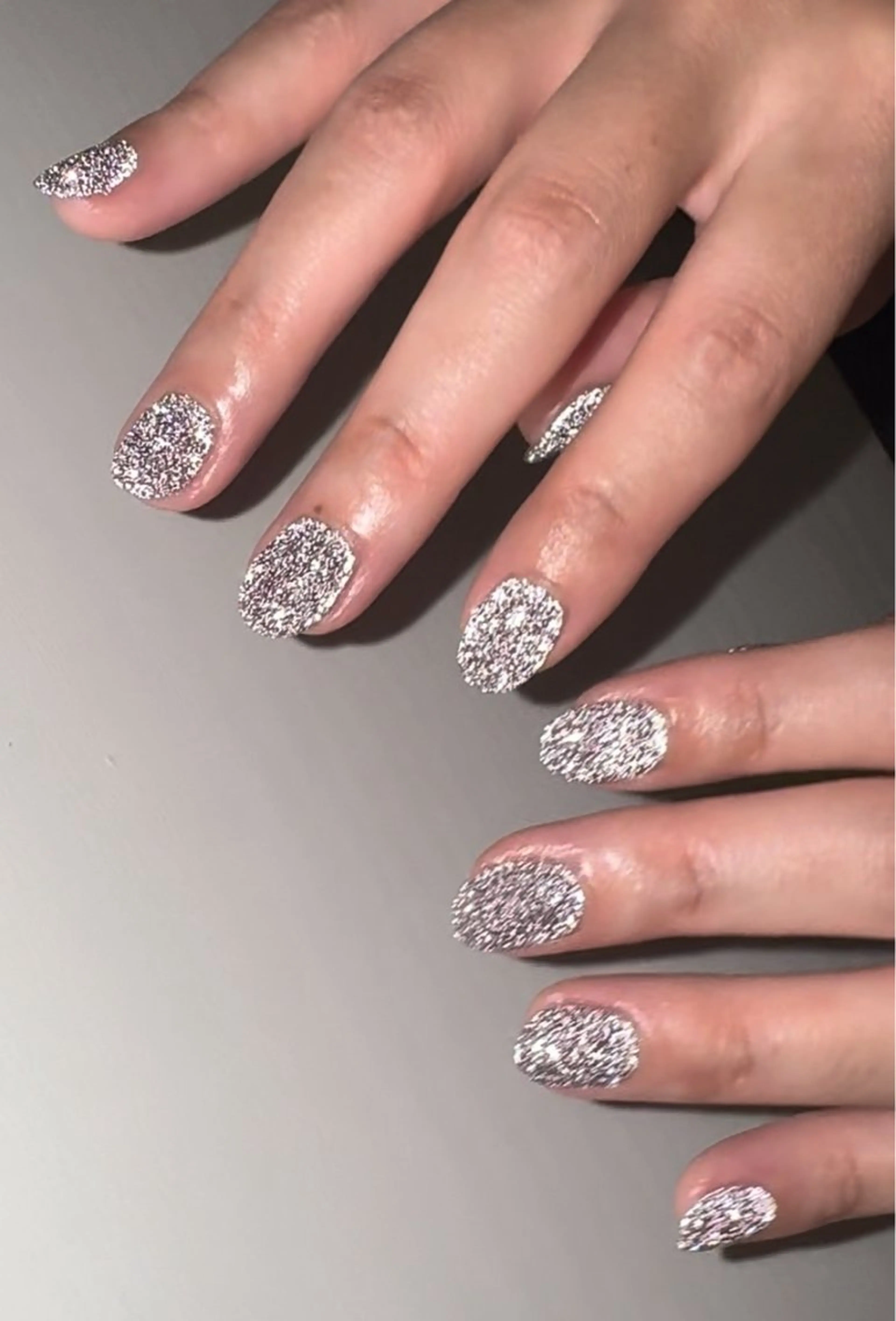 ネイル Laure‘a所属・Laure‘a MARIのネイルデザイン