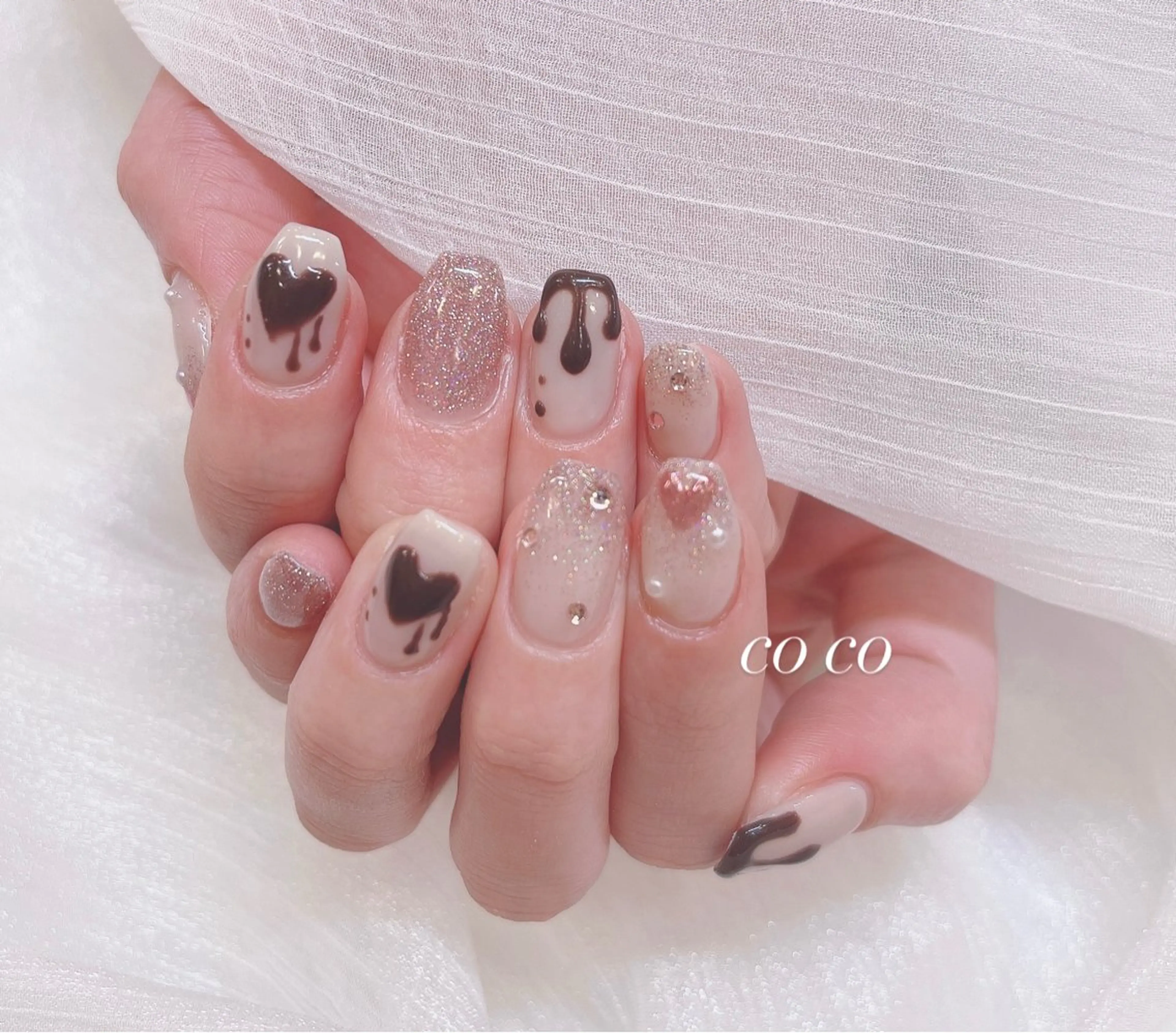 ネイル バレンタイン COCO ネイルのネイルデザイン