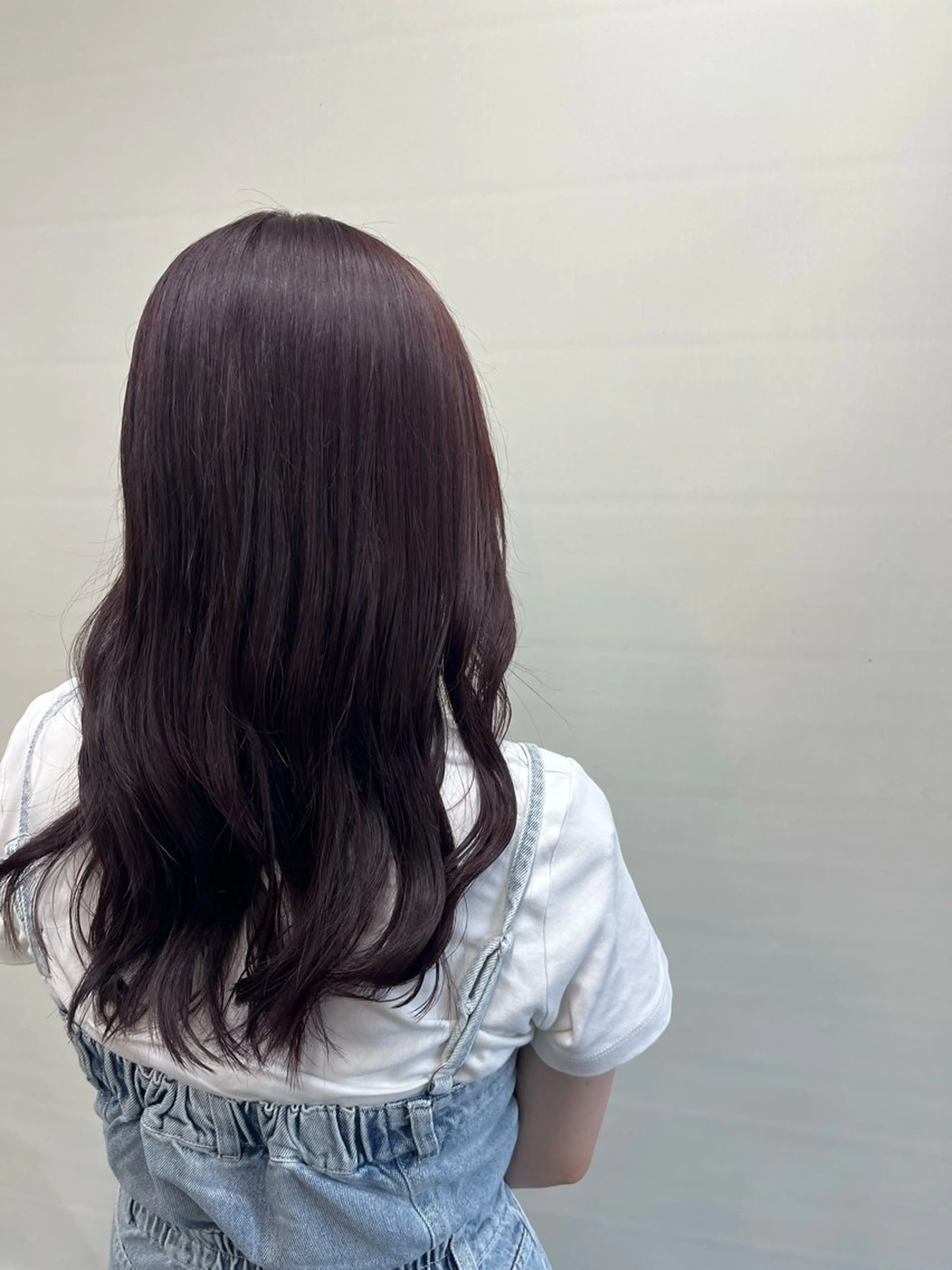 カラー ラベンダーカラー ヘアカラー 松井 咲樹のヘアスタイル