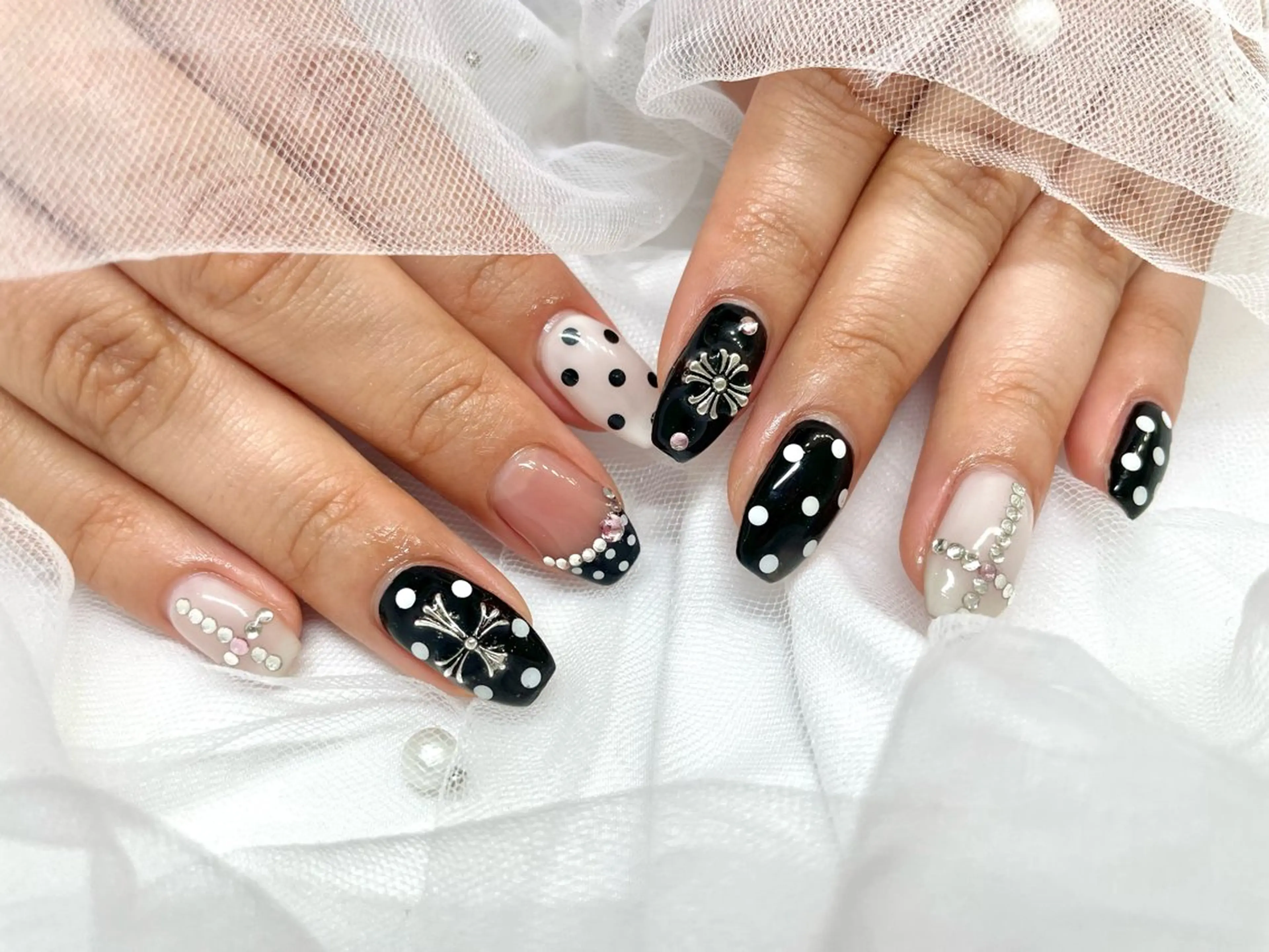 ネイル ハンドネイル フットネイル A OIのネイルデザイン