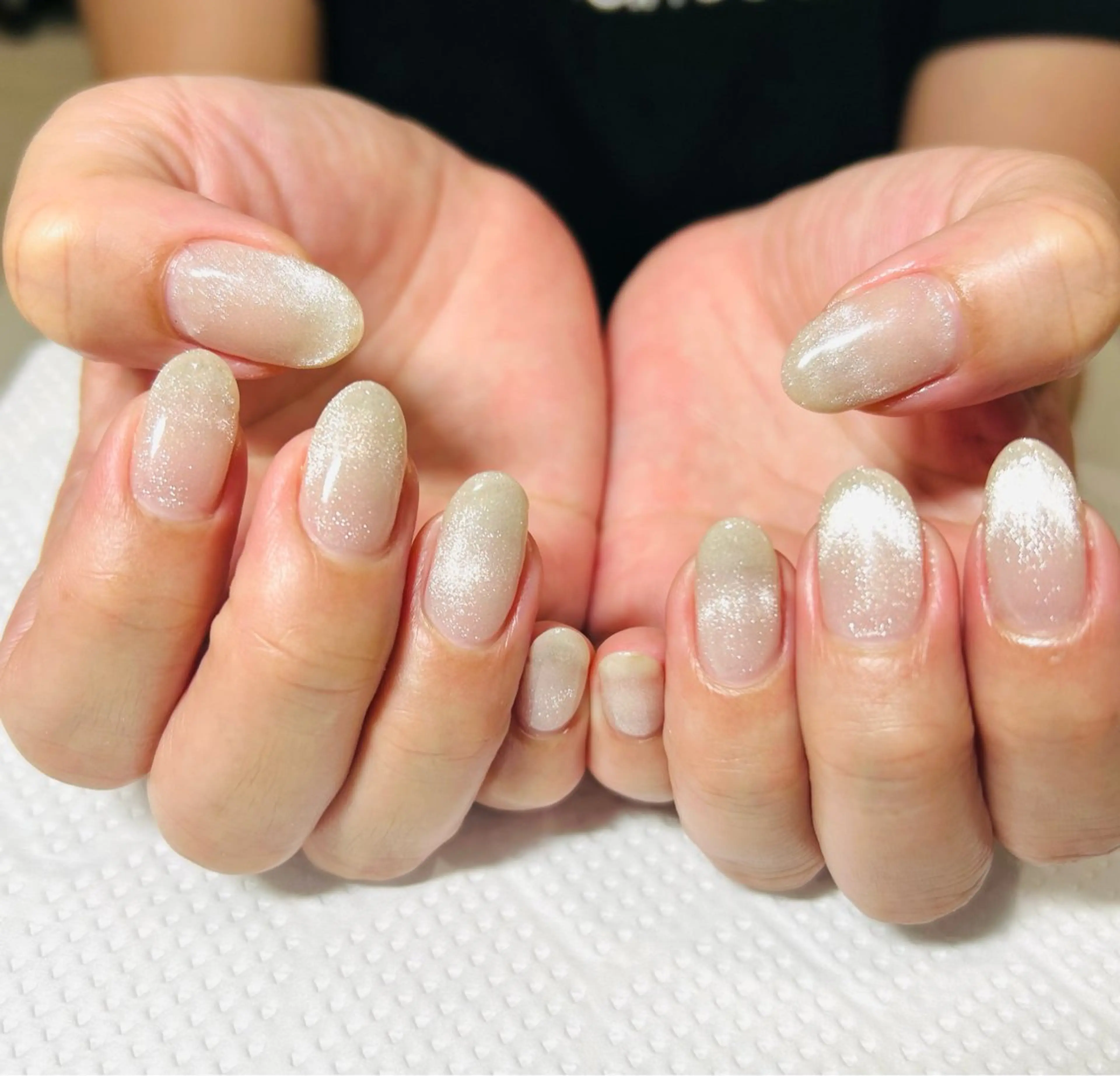 ネイル フラッシュネイル フットネイル フレンチネイル ラメ(グリッター) ラメグラデーション Ｈ3（エイチスリー）所属・H3 hitoのネイルデザイン