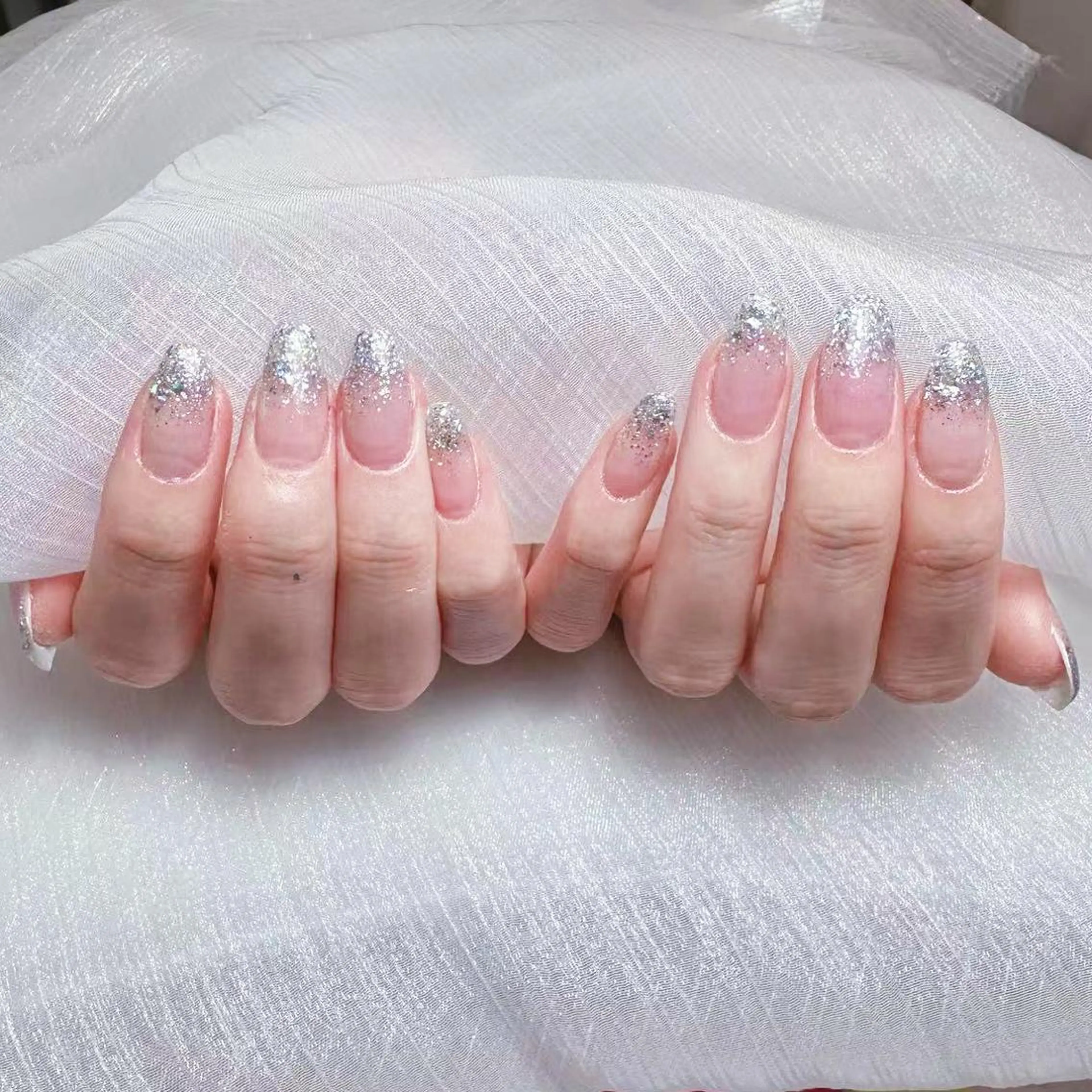 ネイル アートネイル オーロラネイル ガーリー キラキラネイル 韓国ネイル ハンドネイル DIANMOND NAIL🌸のネイルデザイン