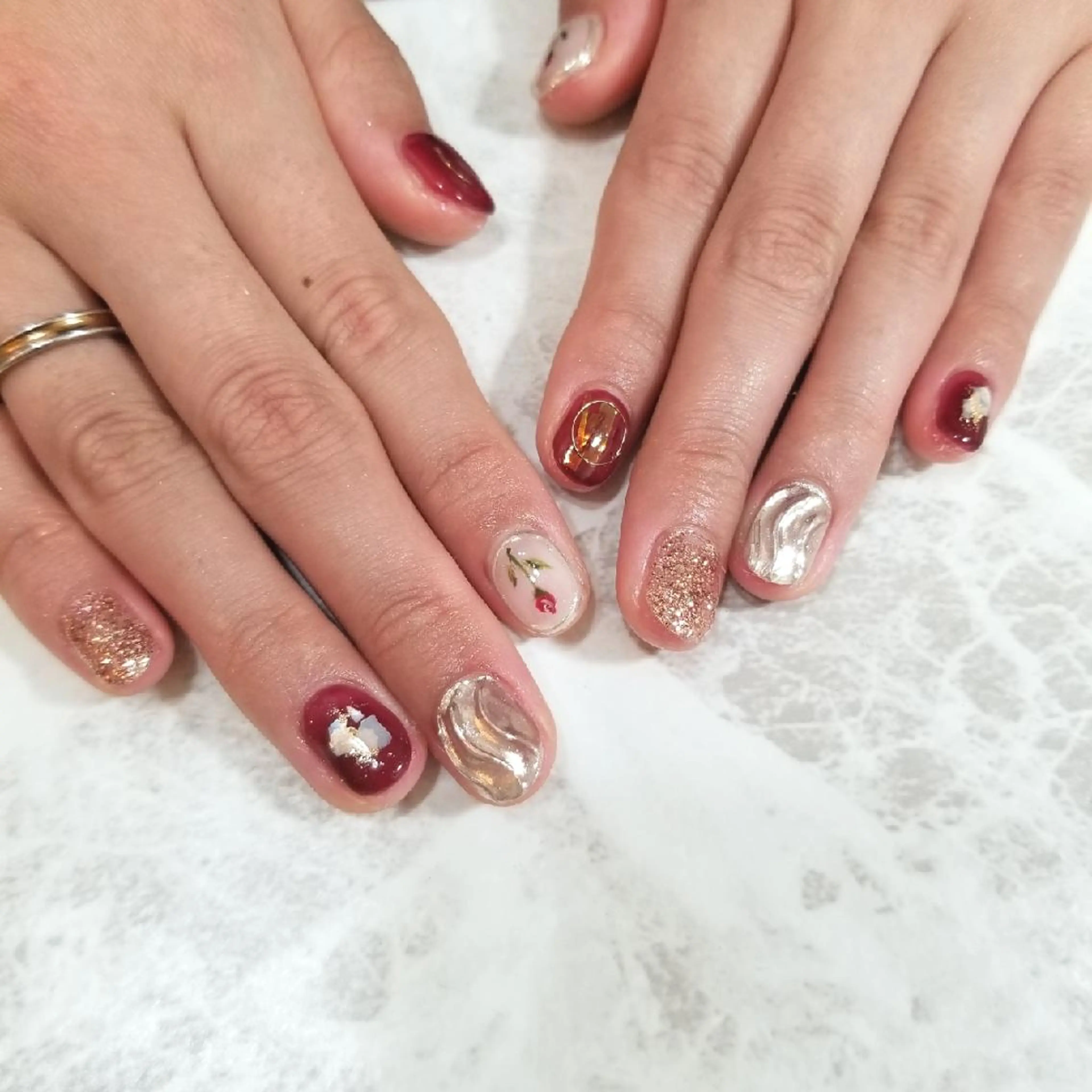 ネイル ハンドネイル nailatelier nijiiro.所属・nijiiro🌈 サトウのネイルデザイン