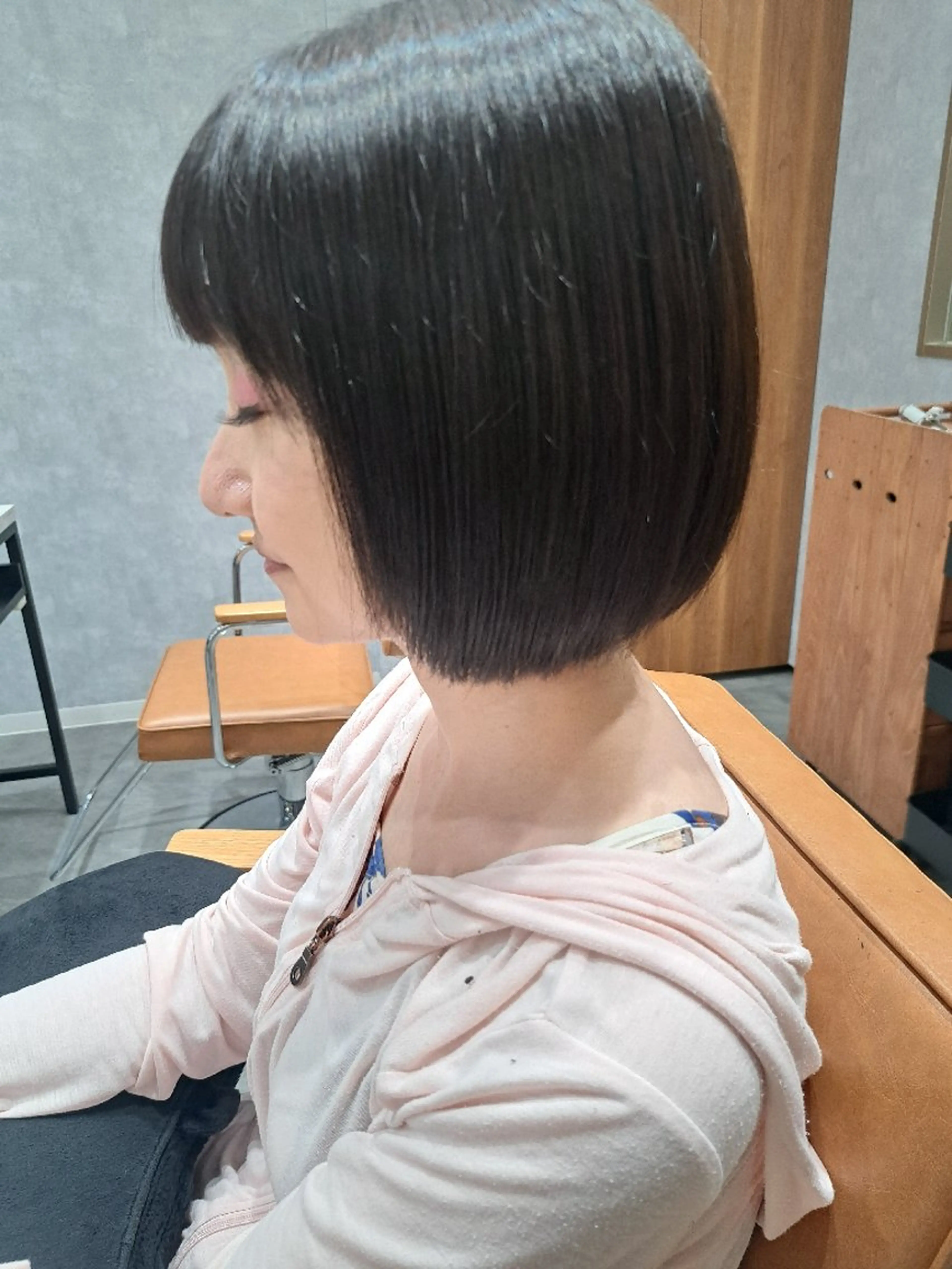 ショート ボブ カット 関口 知佳のヘアスタイル