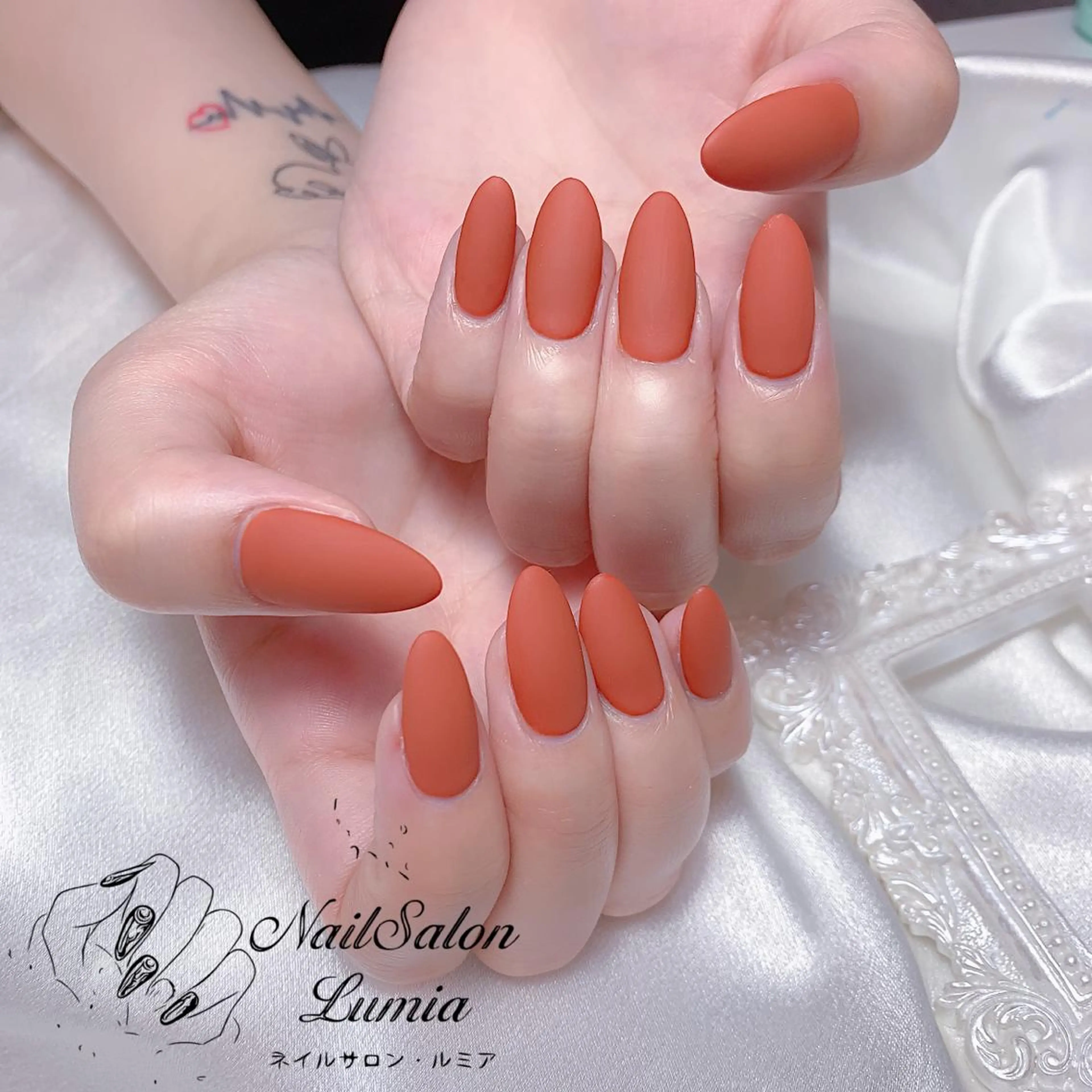 ネイル マットネイル ハンドネイル ネイルサロン ルミア Lumia 店長のネイルデザイン