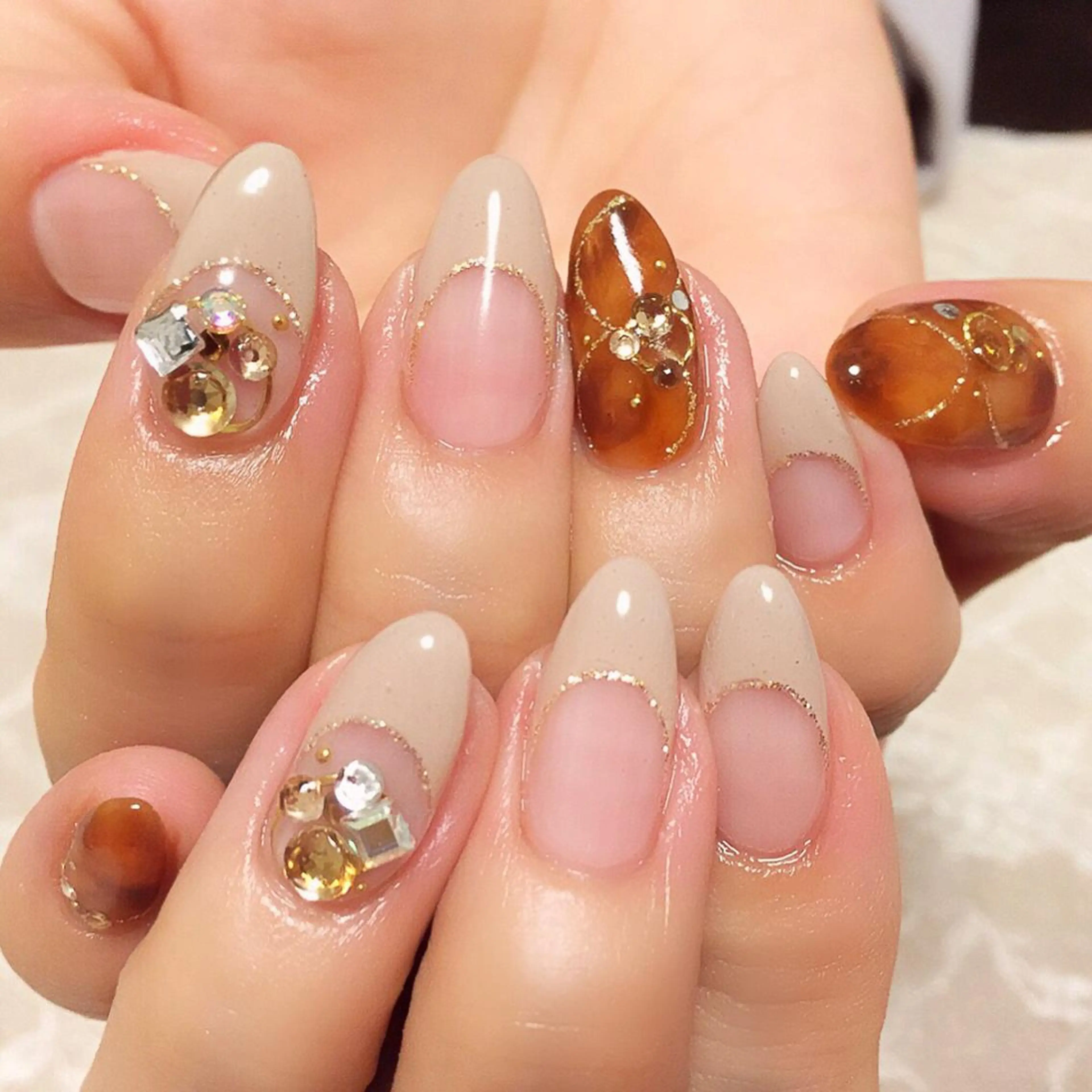 ネイル べっ甲ネイル yumnail (ネイル&脱毛)のエステ・リラクイメージ