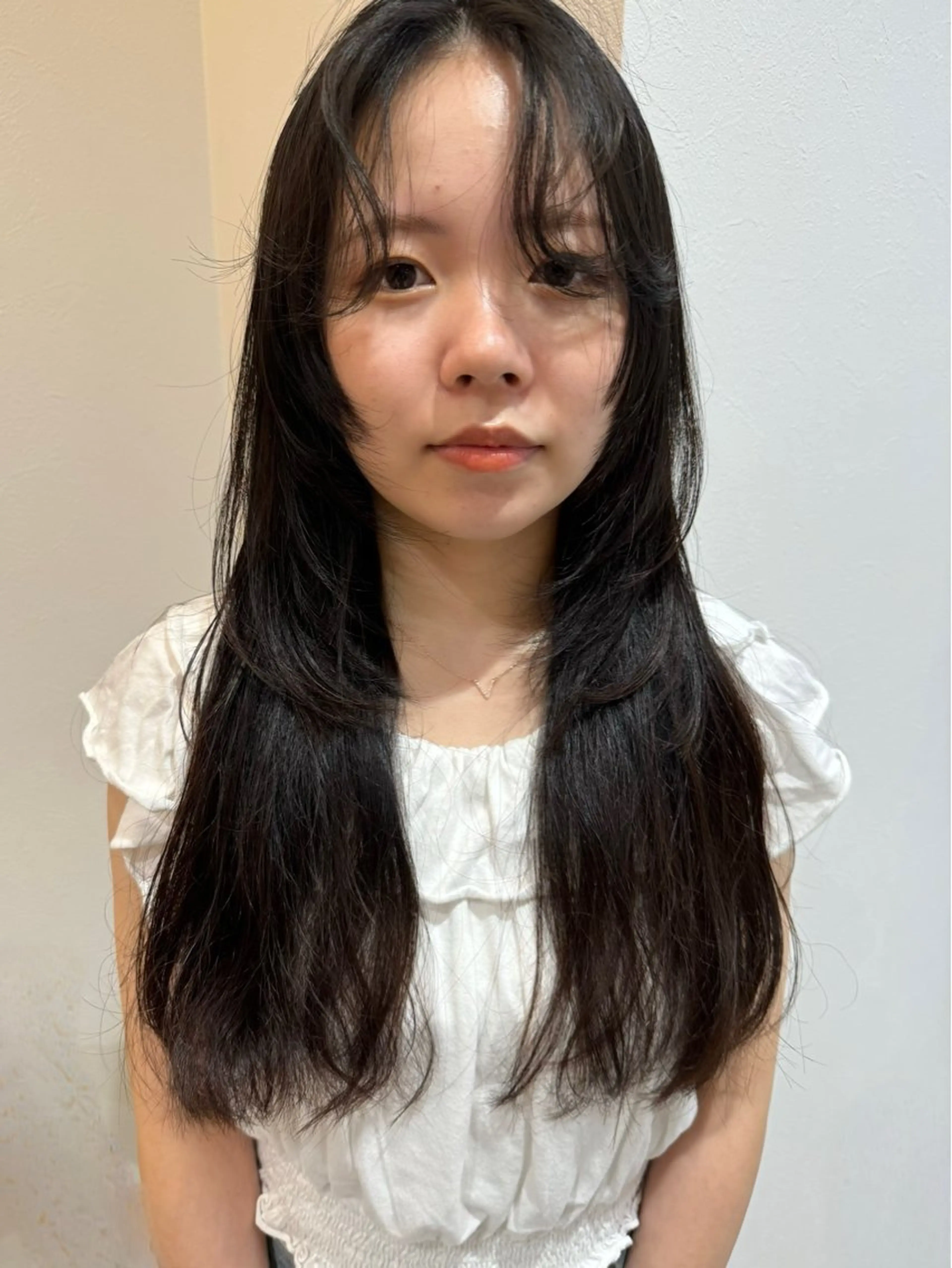 ロング 顔周りカット ofF élua所属・もりしま あやかのヘアスタイル