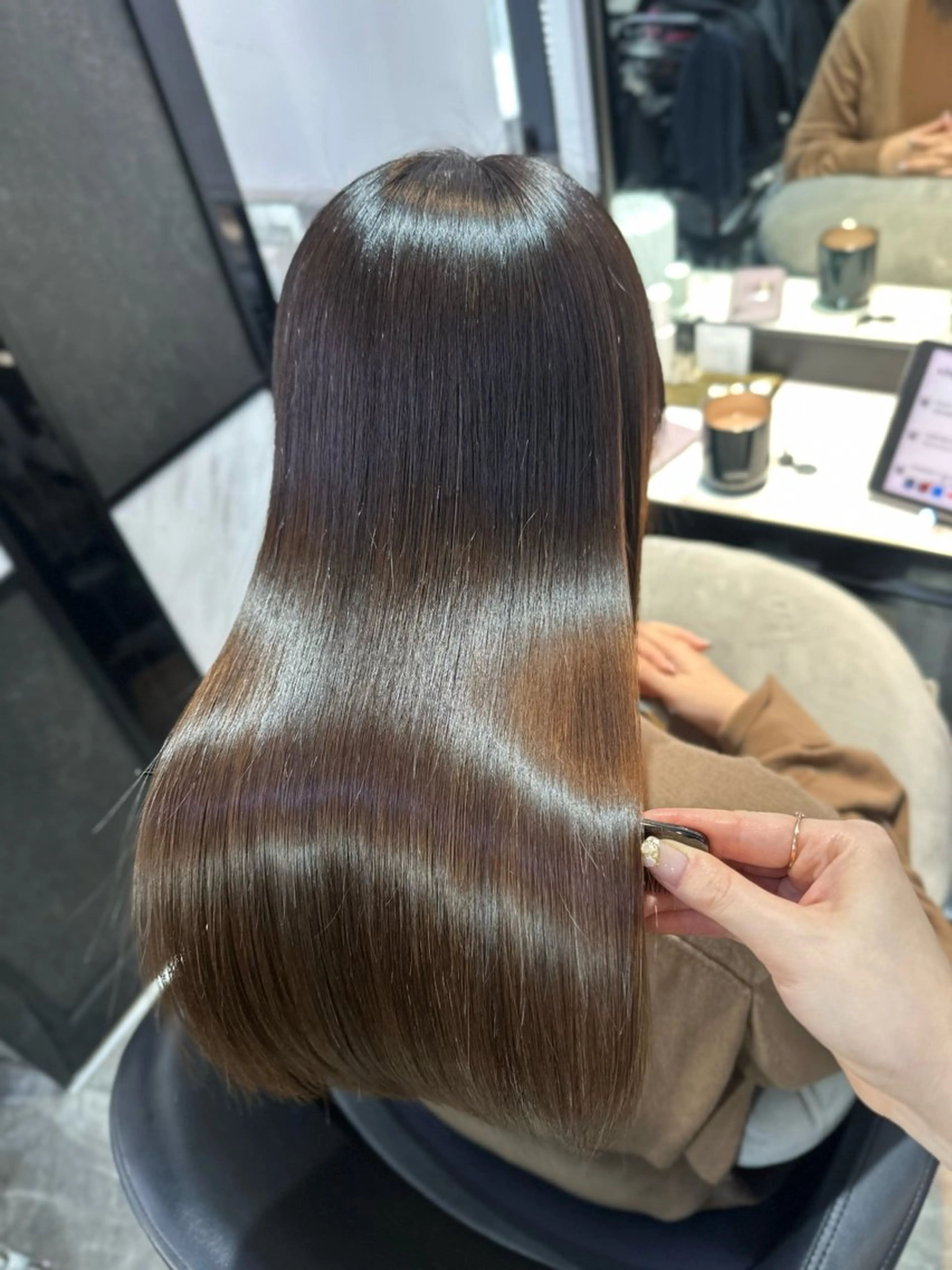 ロング カラー カット ヘアカラー トリートメント 近藤千翔🩵 髪質改善Periodのエステ・リラクイメージ