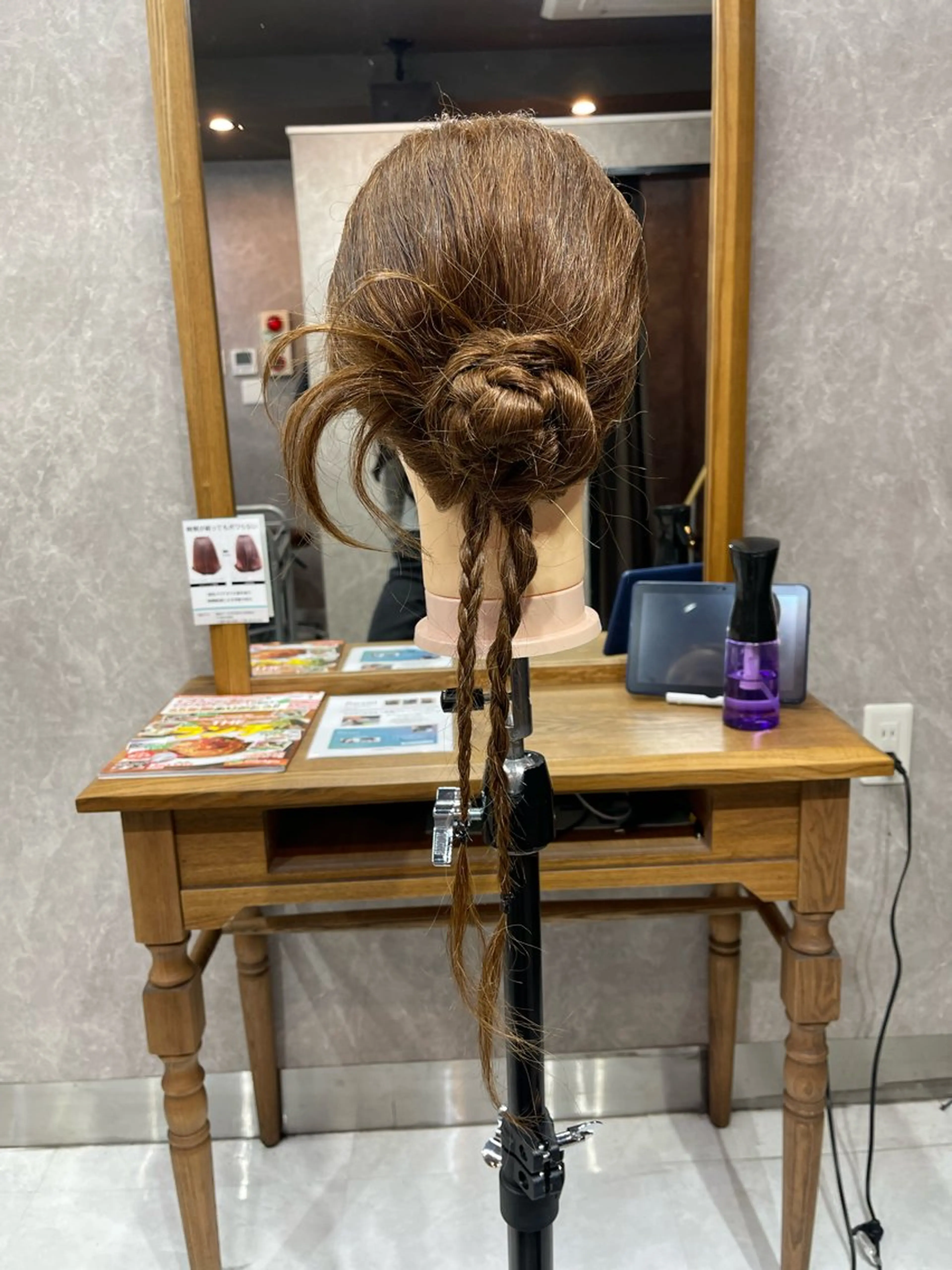 ロング ヘアセット Colore（コローレ）所属・顔タイプ/ダブルカラ ー/りりかのその他イメージ