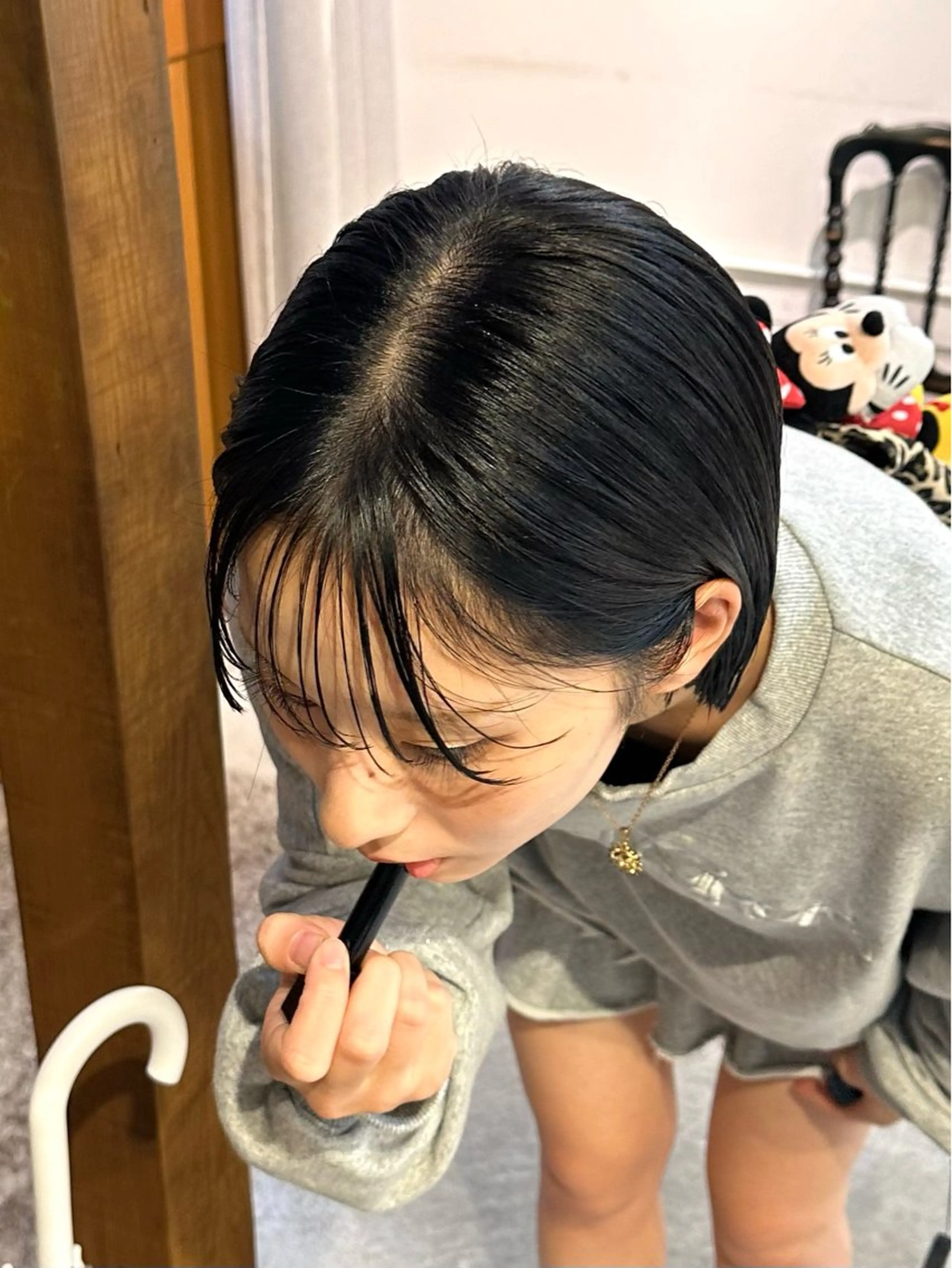 ショート ヘアカラー 抜きっぱなしブロンド ササキカズマのヘアスタイル