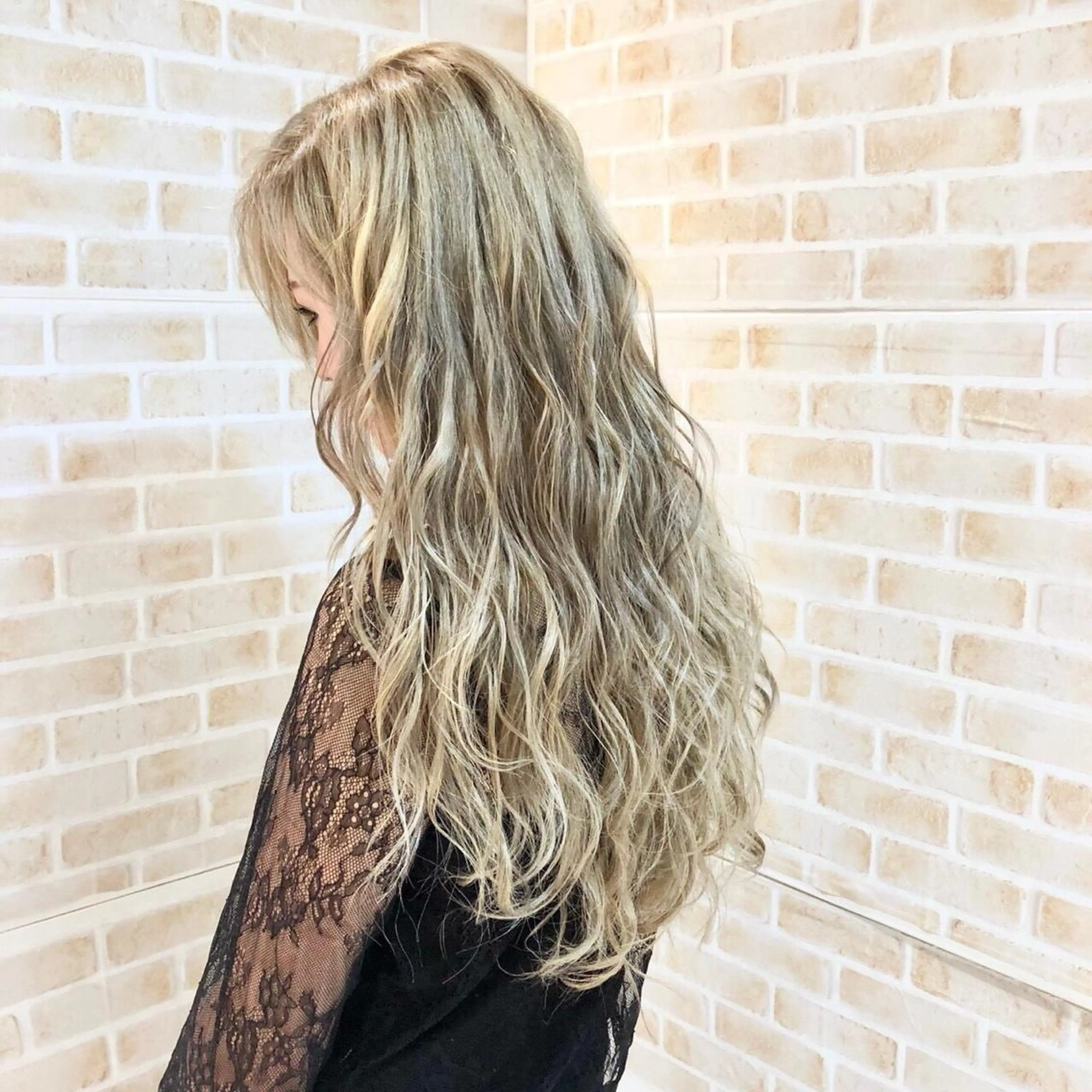 ロング カラー Ash 武蔵境店のヘアスタイル