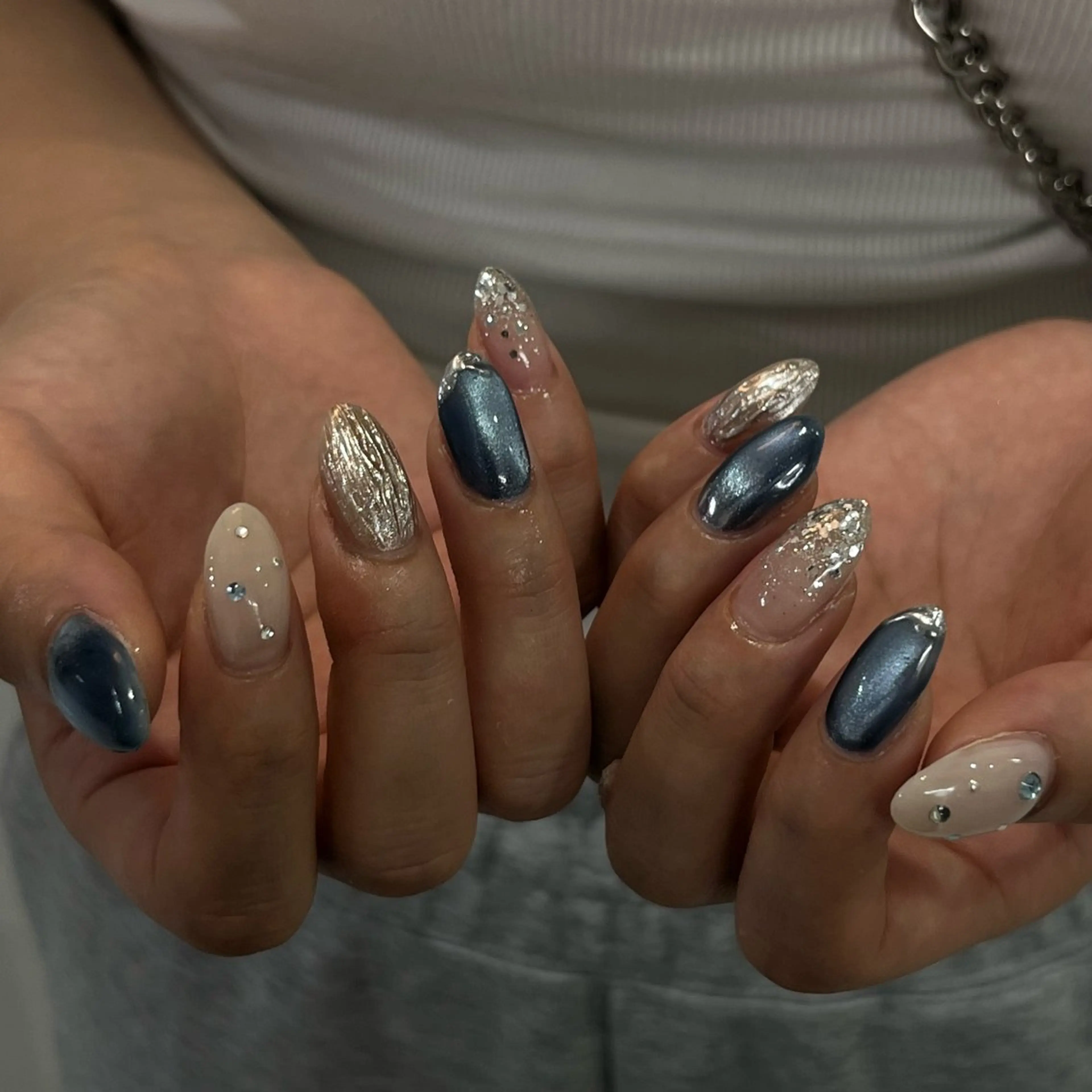 ネイル ハンドネイル Ray. ちゅるん系ニュアンスのネイルデザイン