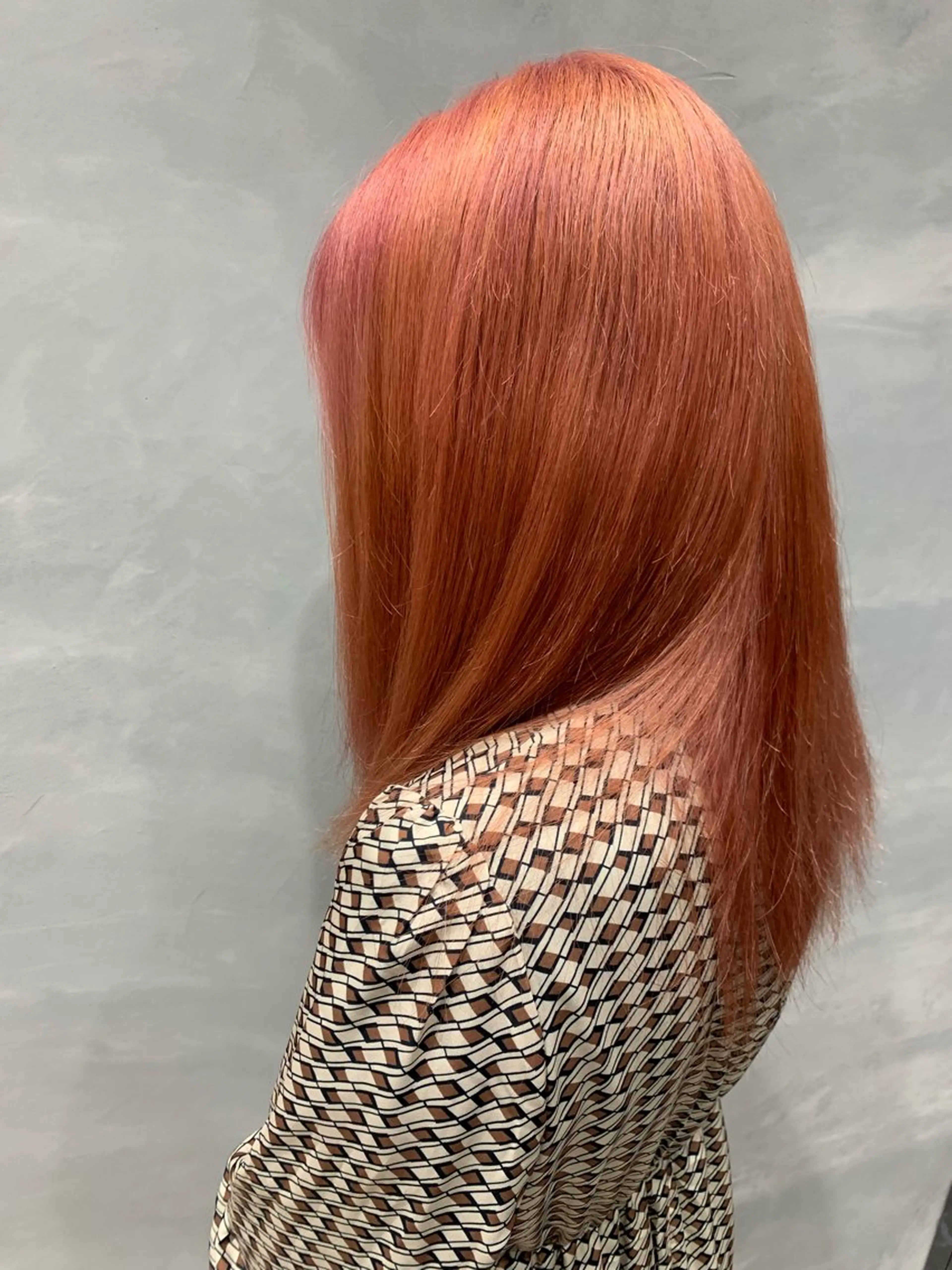 ロング ヘアカラー newiネウィ _naoのヘアスタイル