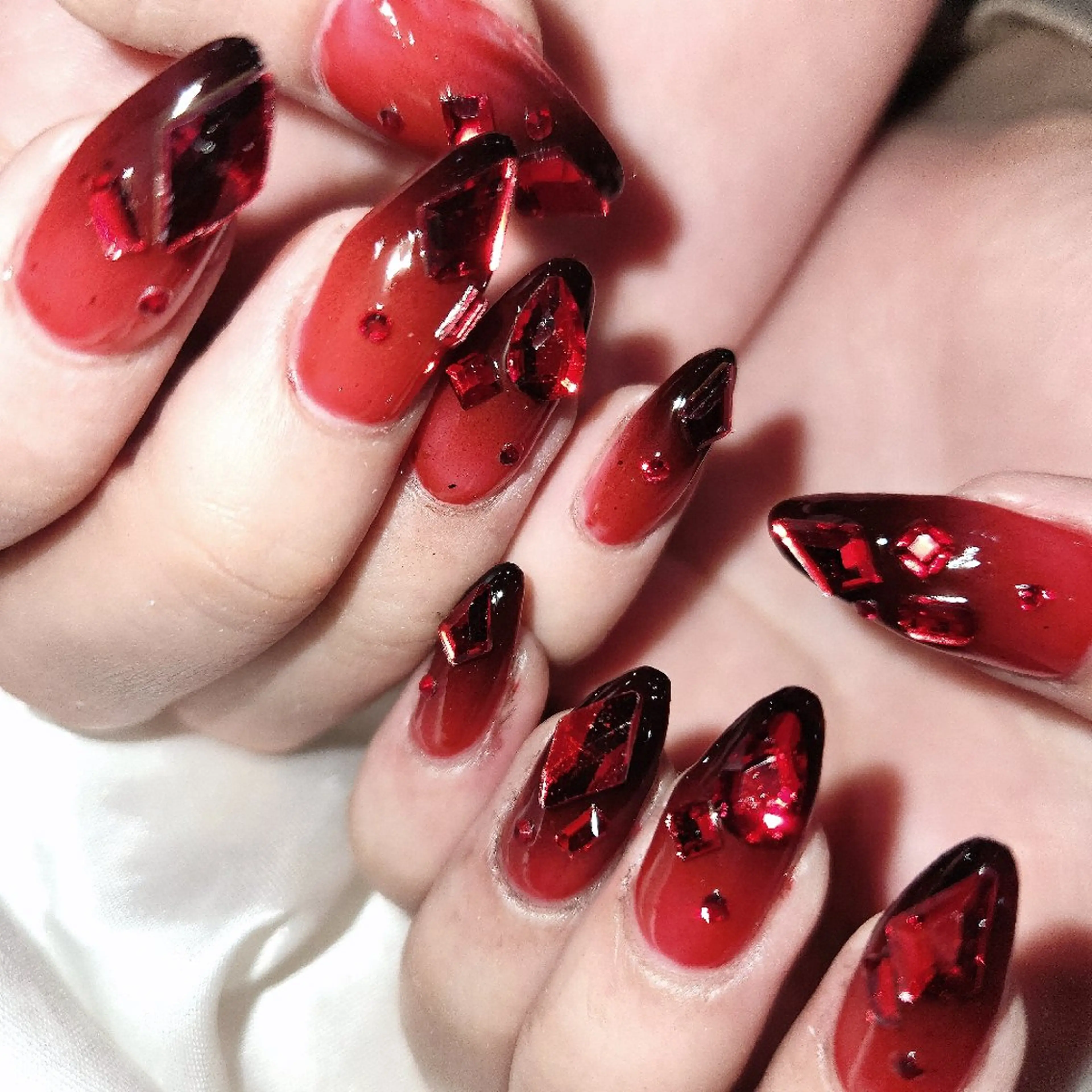 ネイル u   n   o  n a i l 01のネイルデザイン