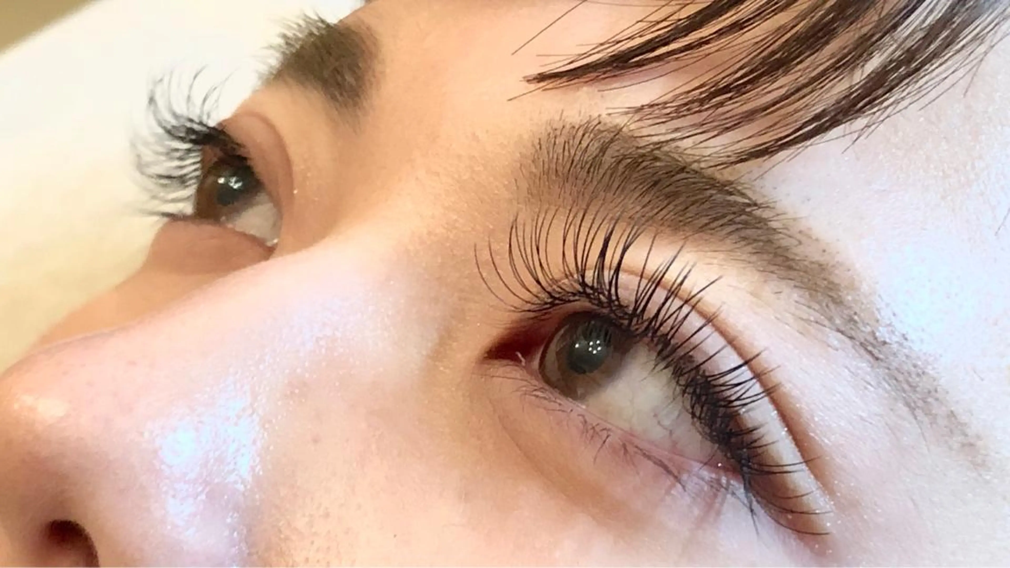 マツエク・マツパ CCカール Cカール フラットラッシュ マツエク ayano(歴9年) -Greenwoodのマツエク・マツパデザイン