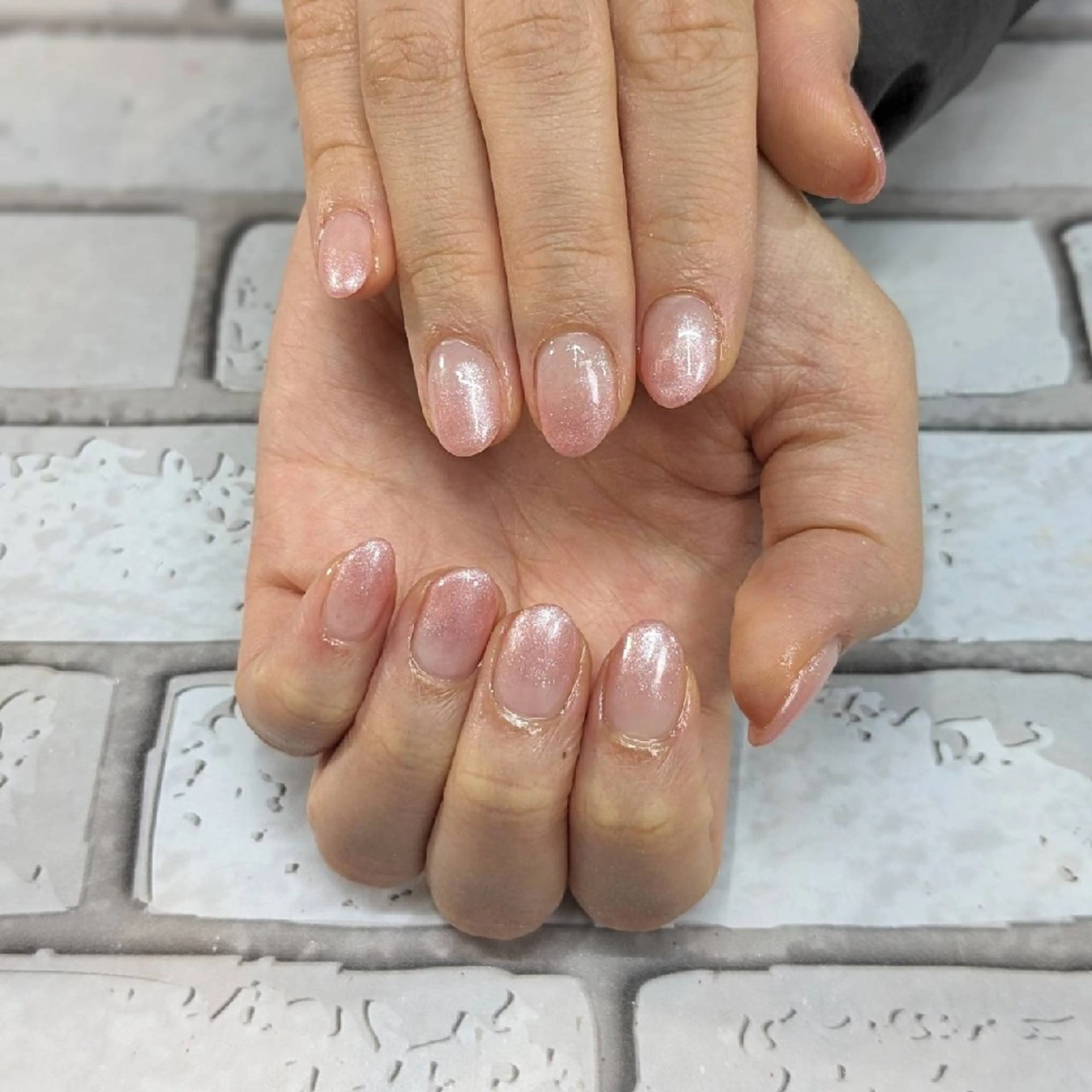 ネイル 桜ネイル グラデーション ラメ(グリッター) ピンク ハンドネイル ネイルサロンベルティ .keikoのネイルデザイン