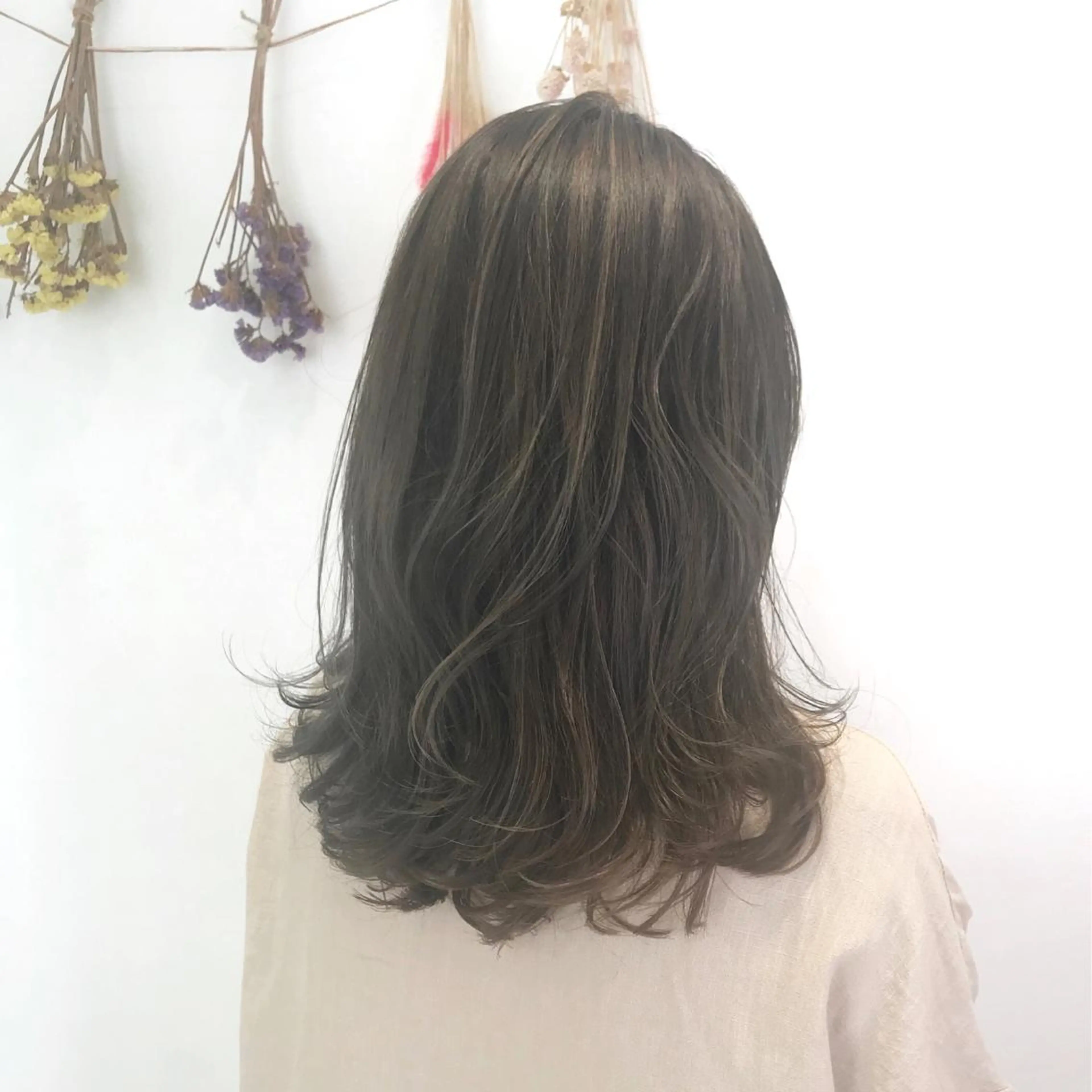 ミディアム カラー 似合わせカット🌿 前川のヘアスタイル